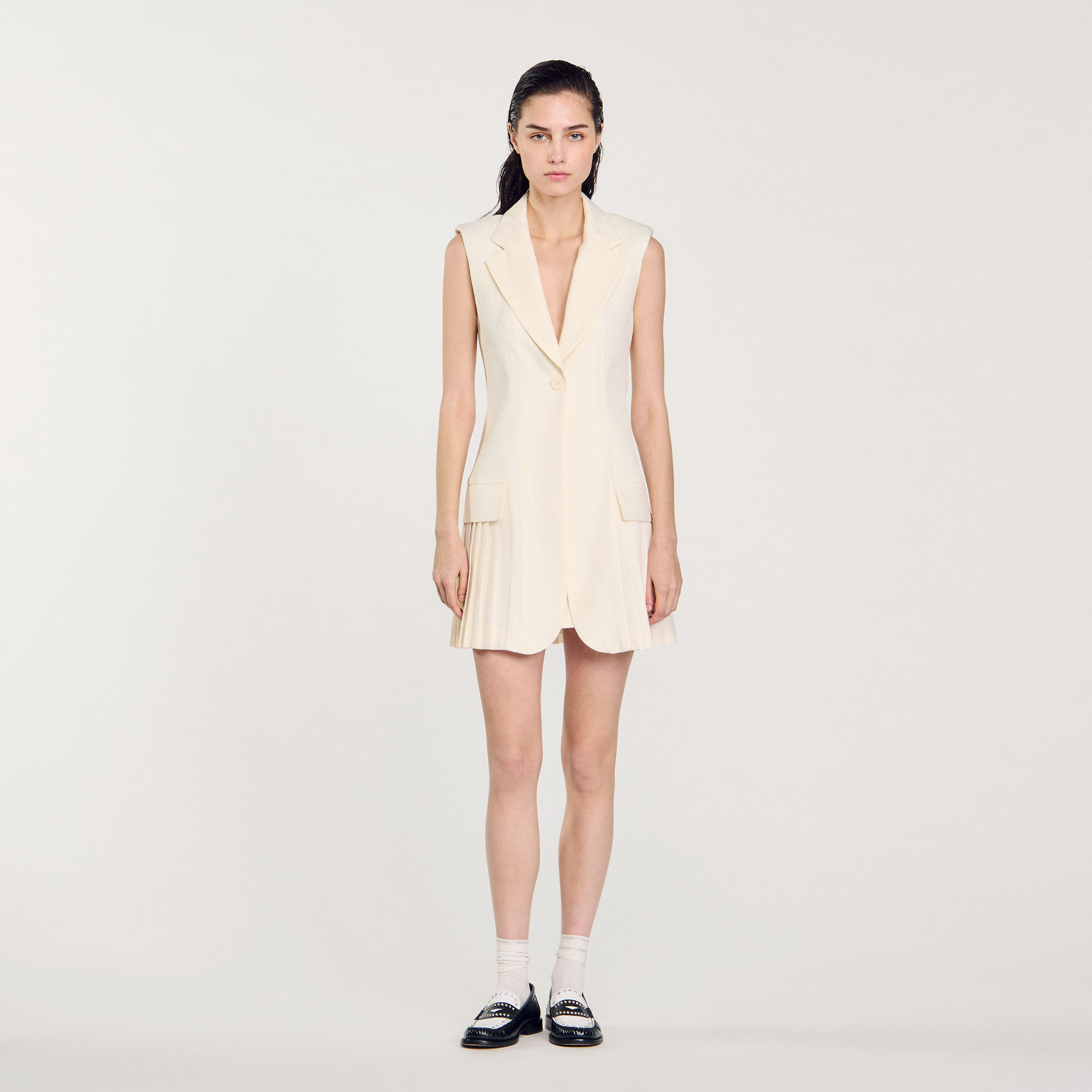Short pleated suit dress
