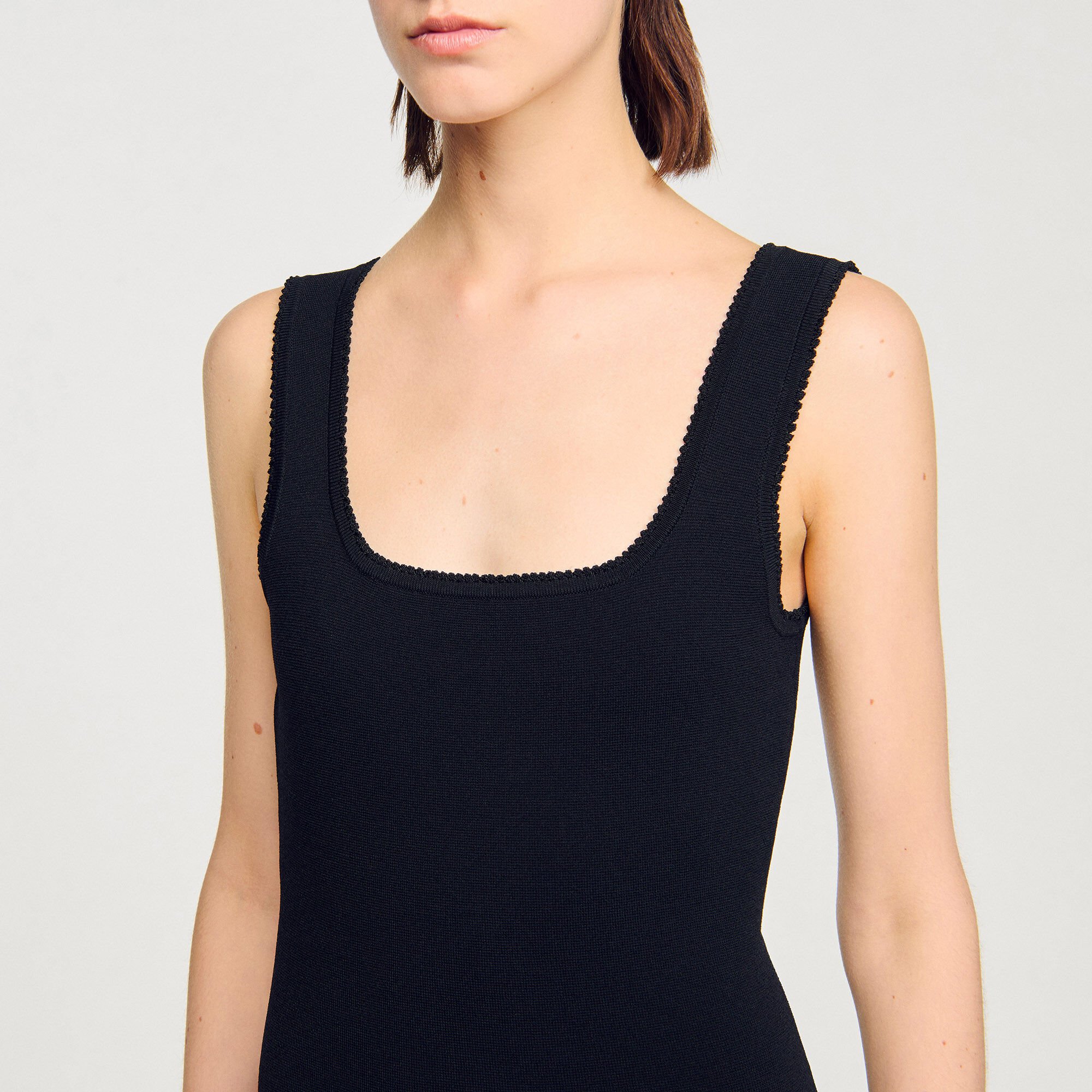 Short knit dress with ruffles
