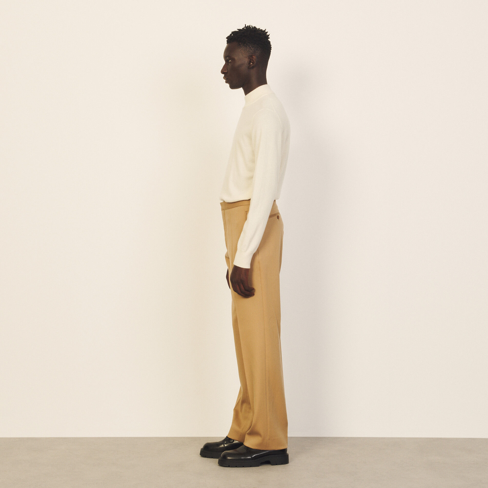 Virgin wool trousers