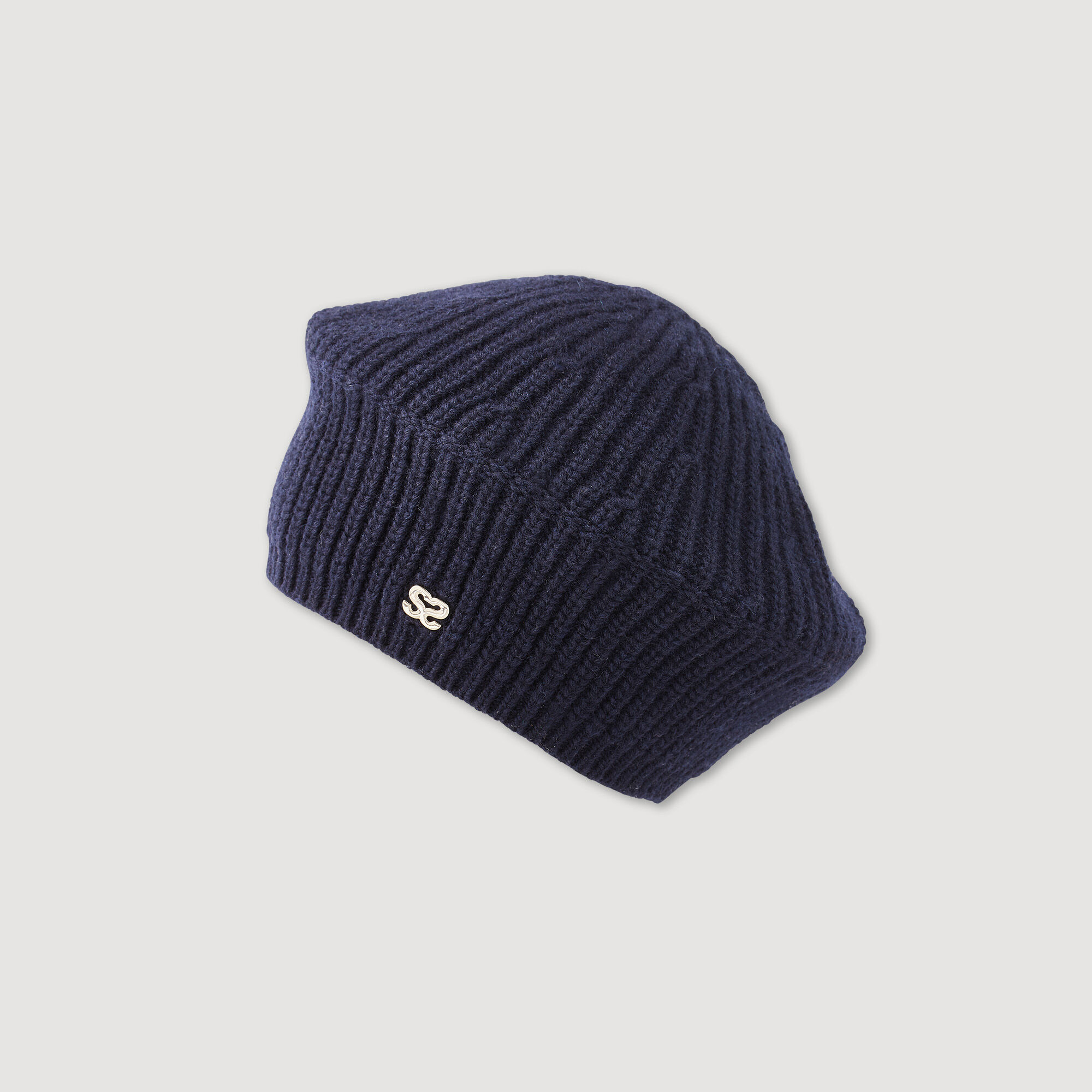 Knit beret