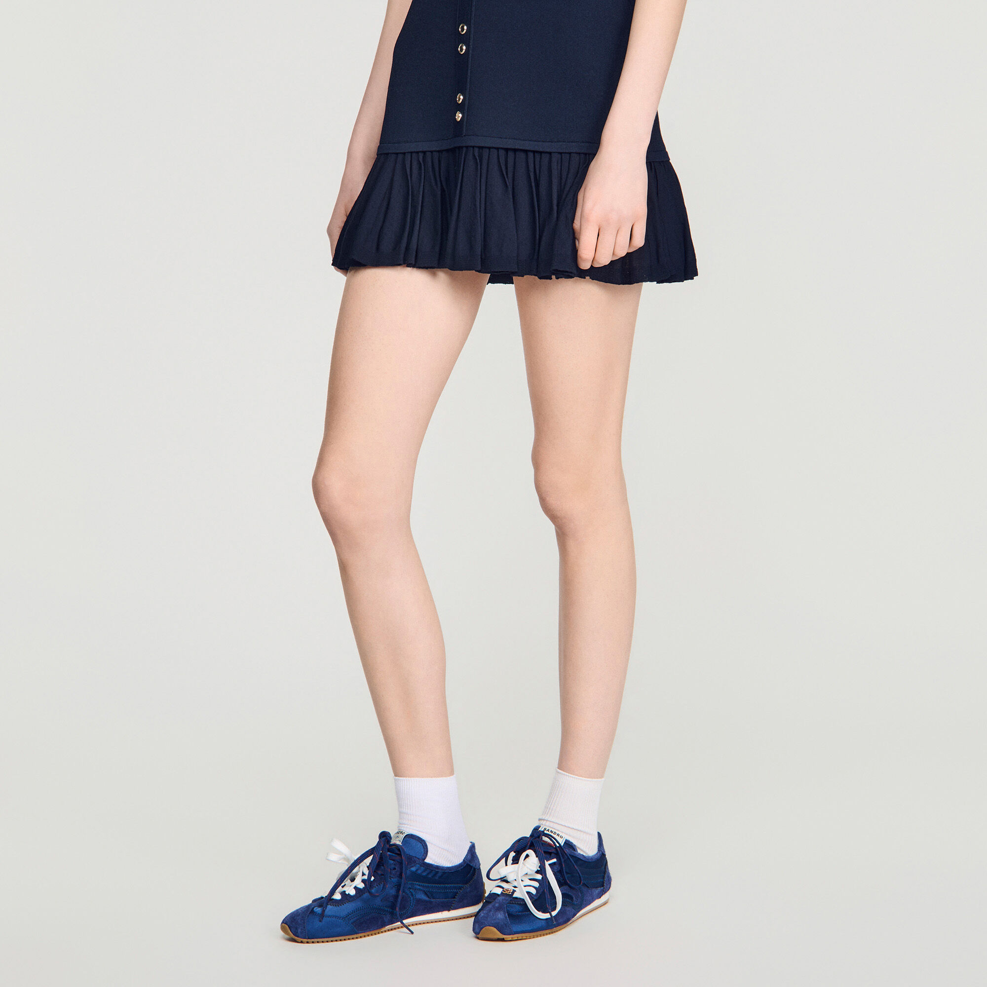 Mixed material Light Wave trainers