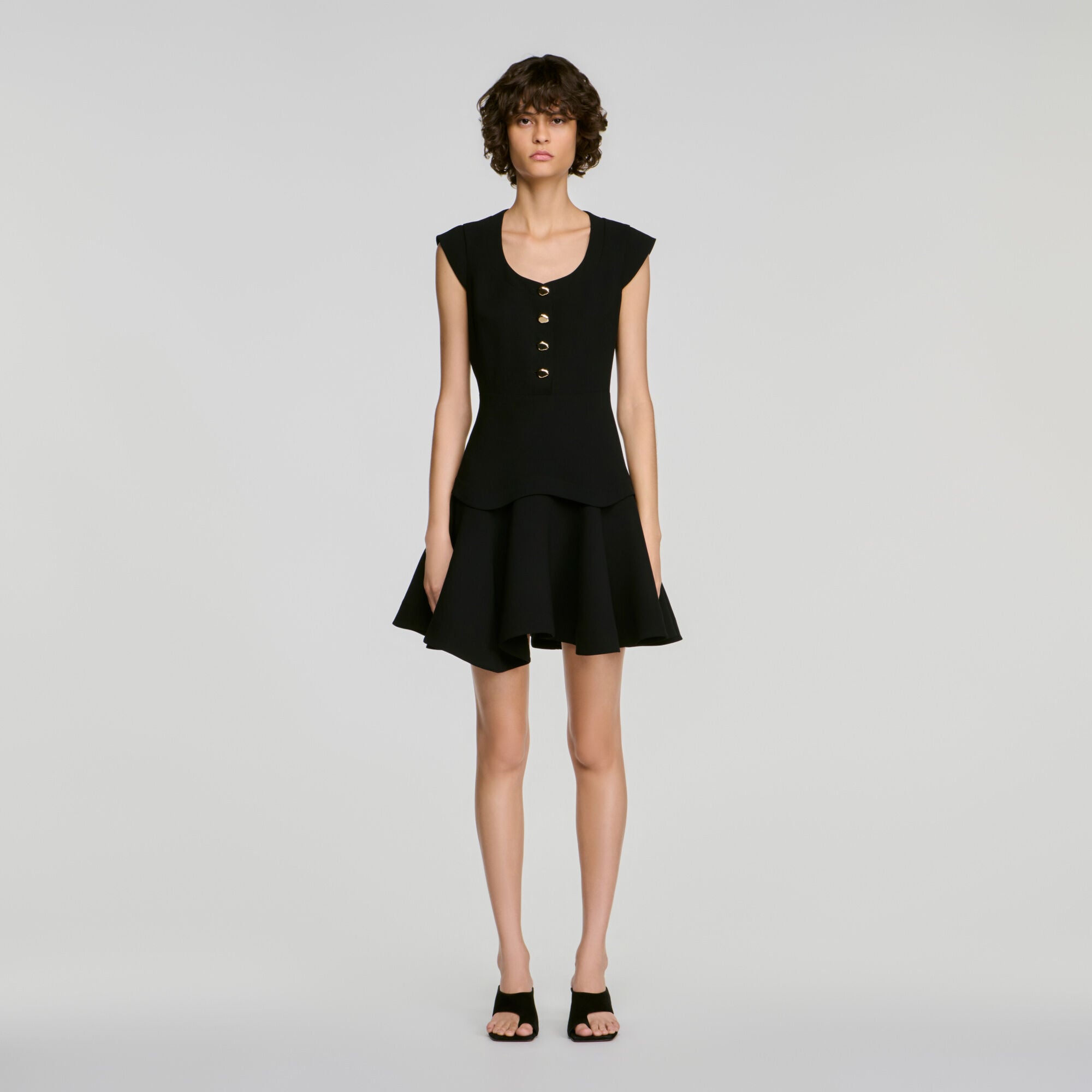 Short button-up dress