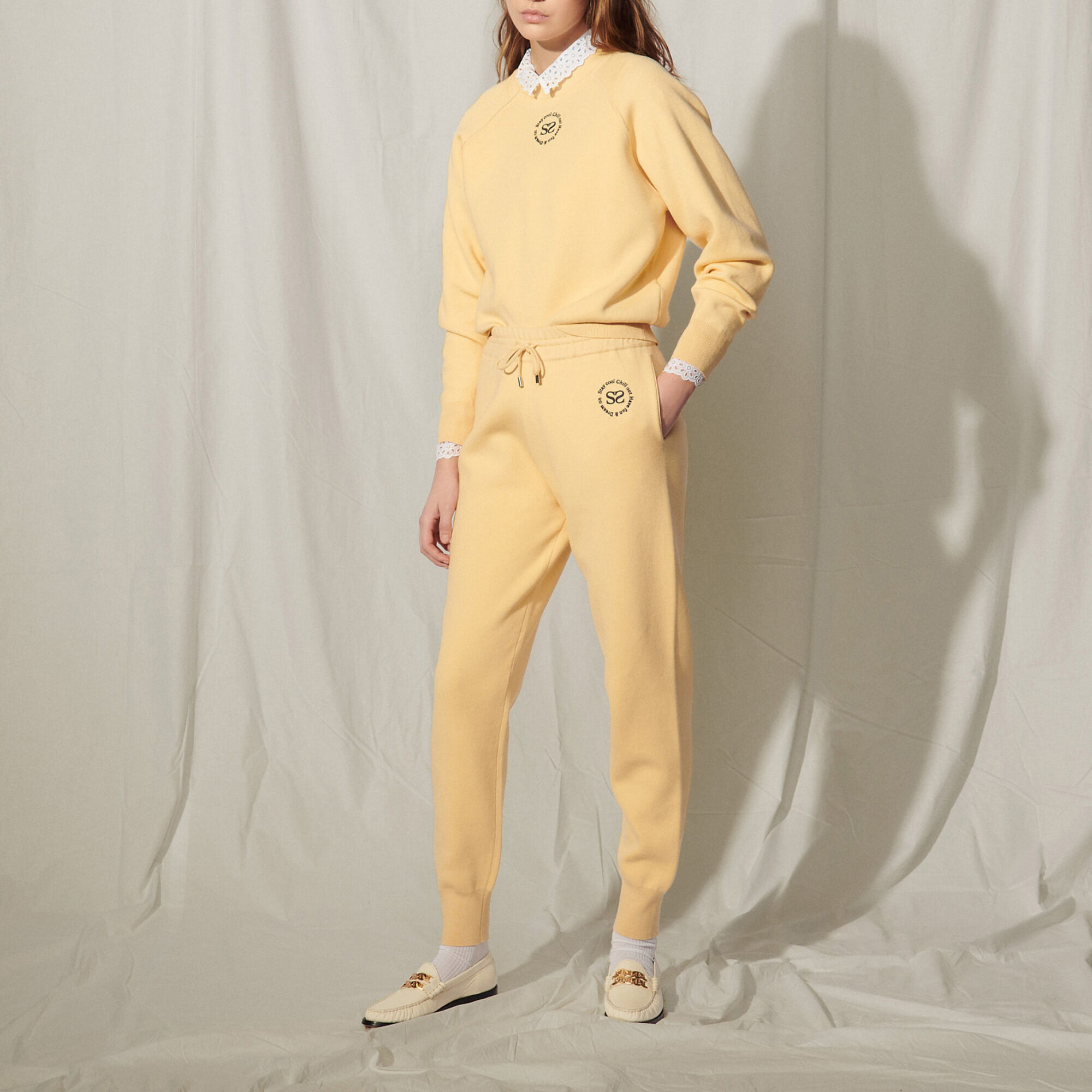 Knit jogging bottoms with embroidery