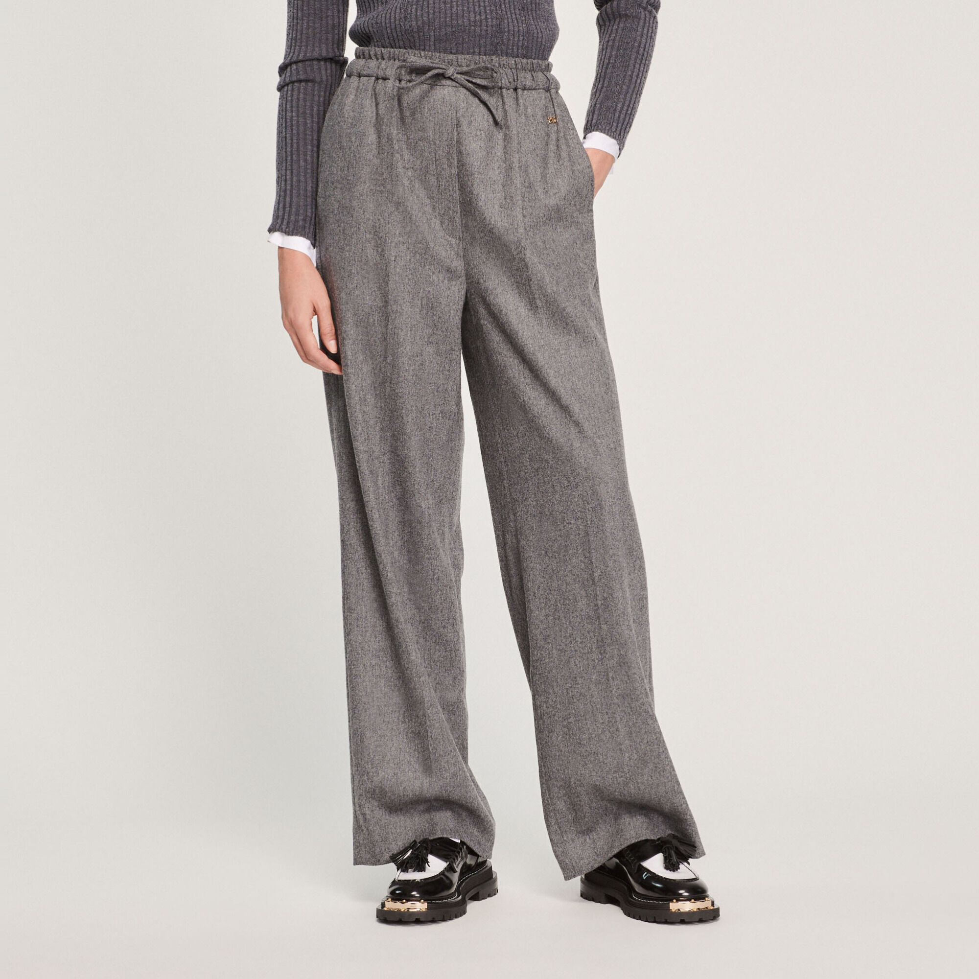 Wide-leg trousers