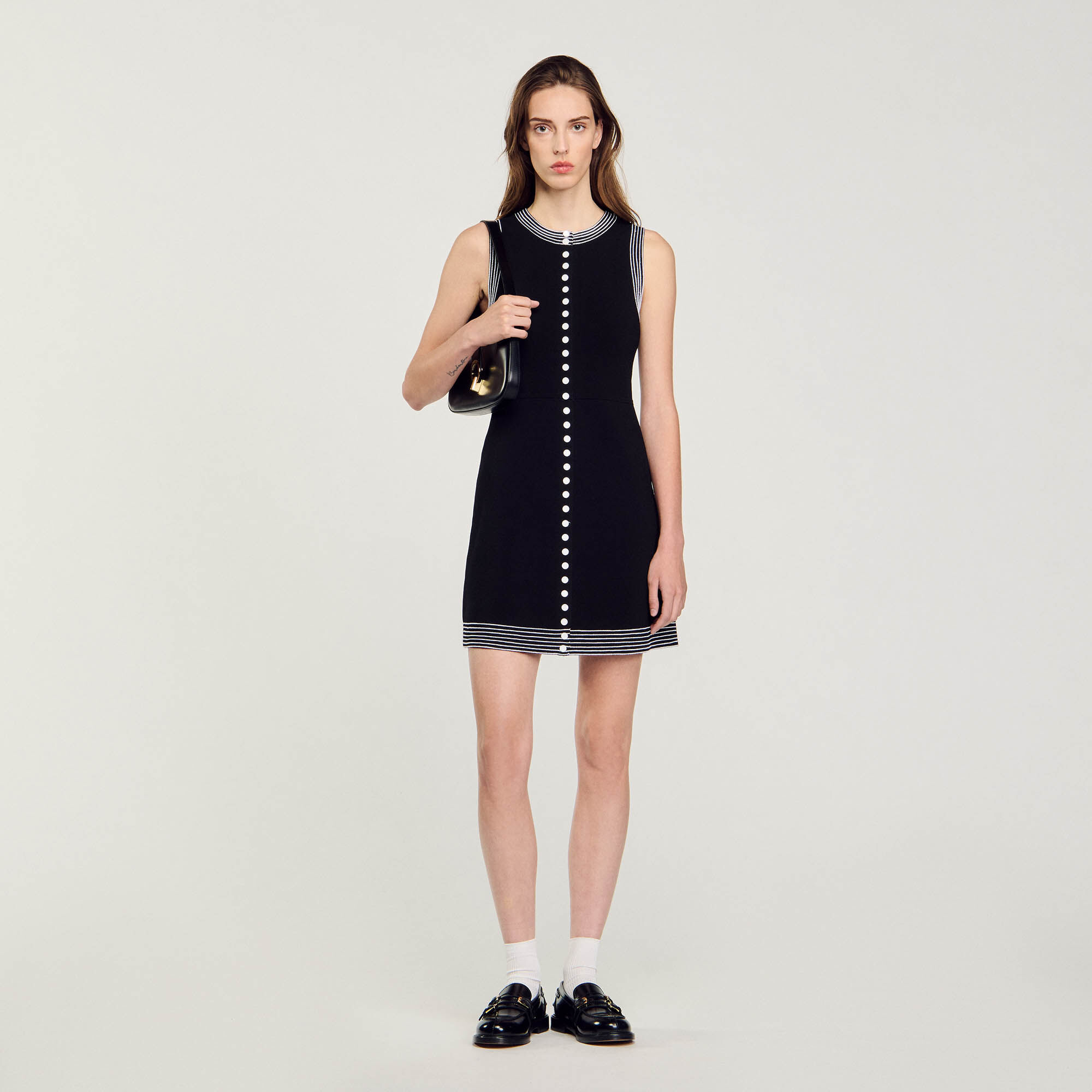 Short button-up dress