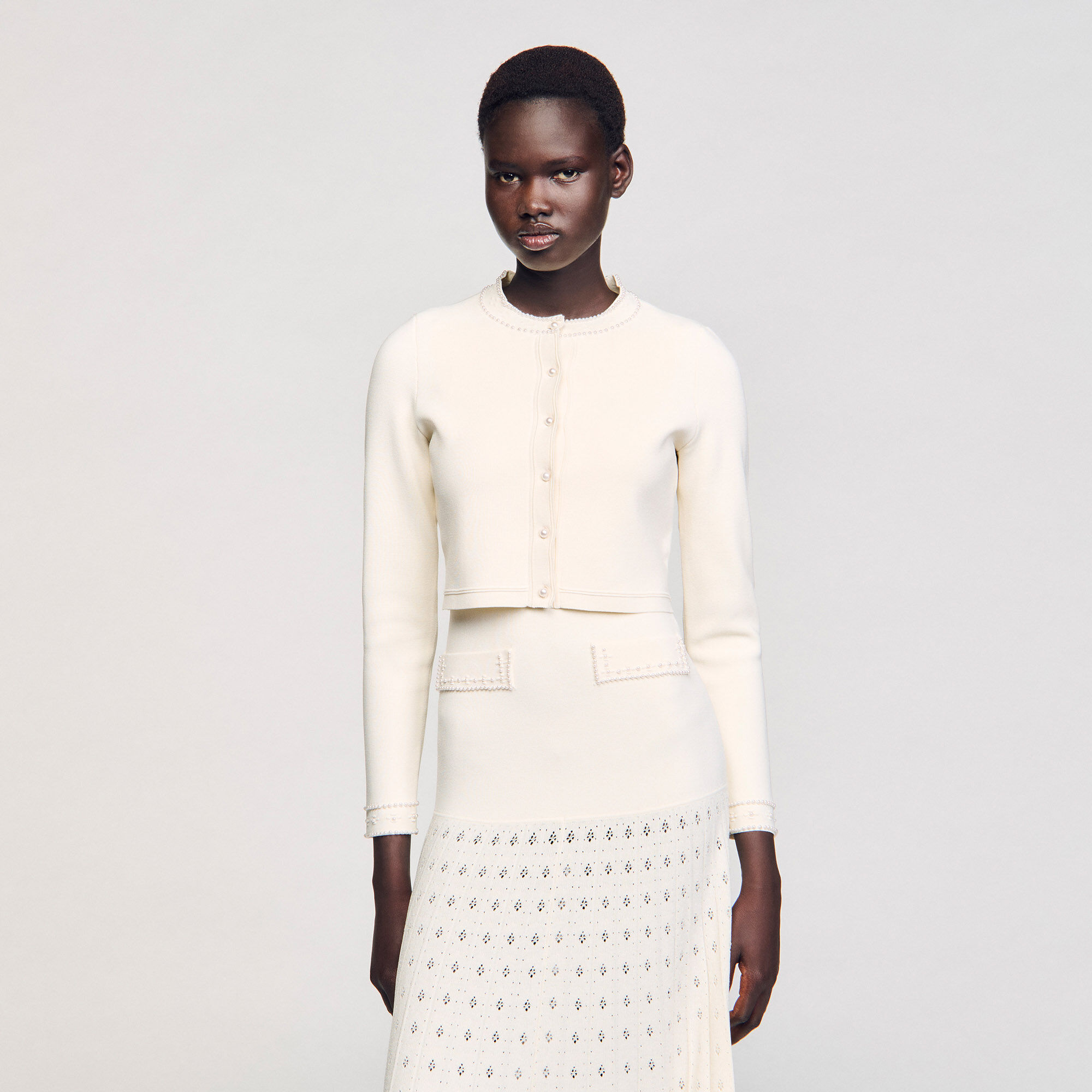 Cropped cardigan with peal buttons