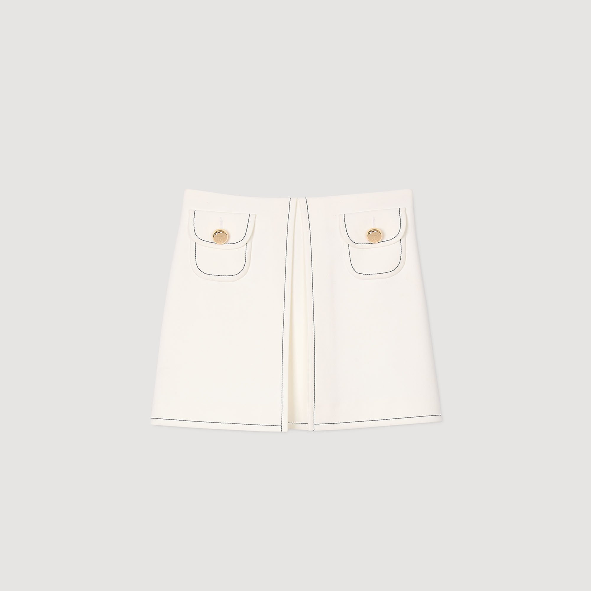 Short box-pleated skirt