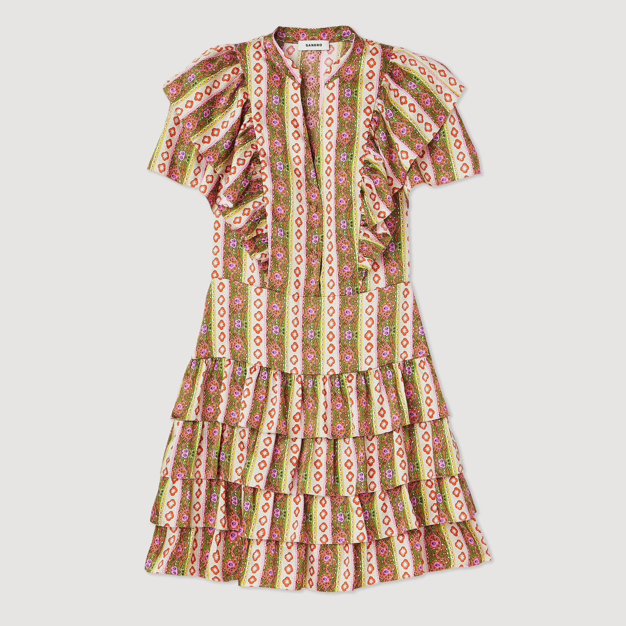 Loose-fitting ruffled dress
