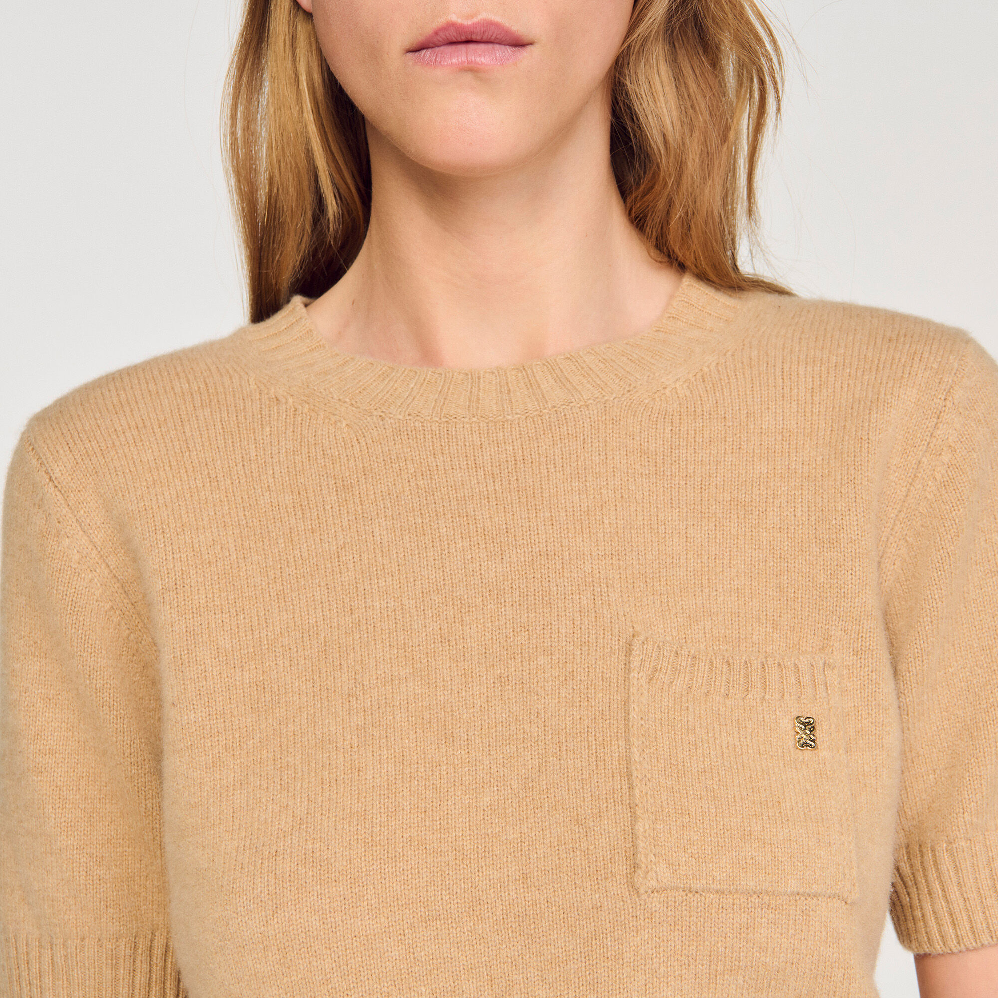 Short-sleeve jumper