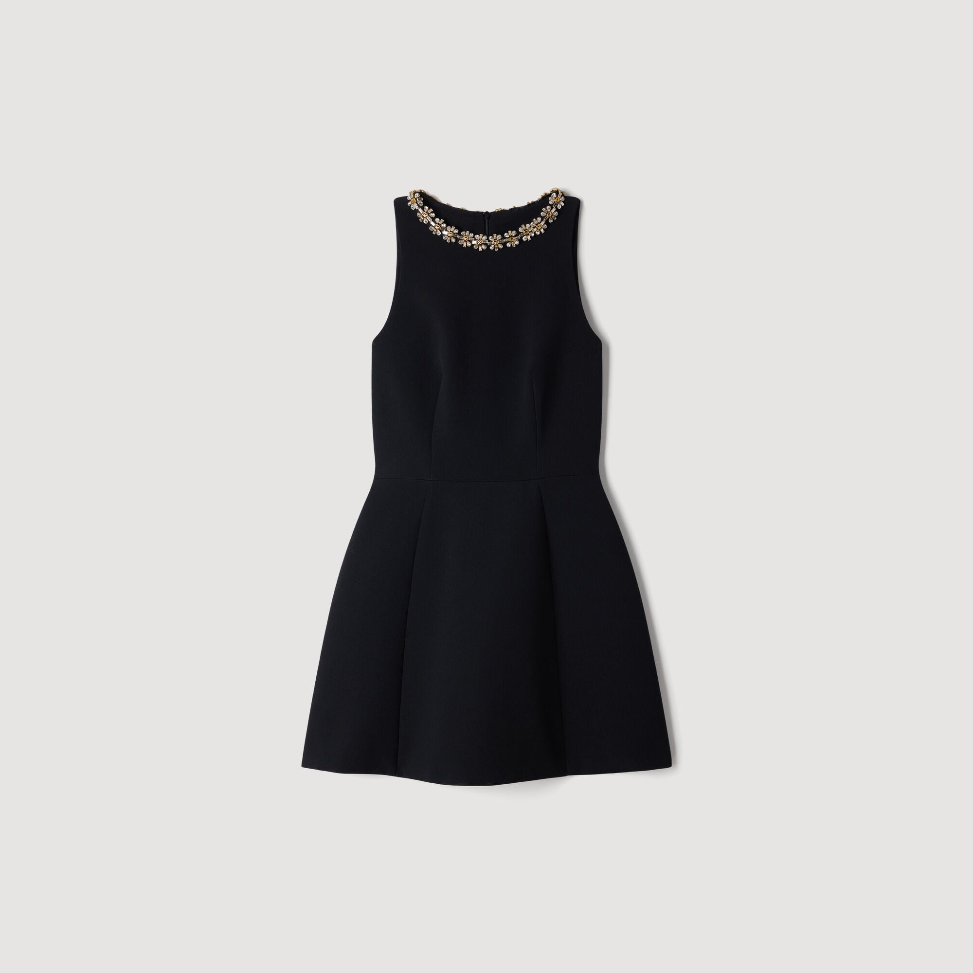 Short dress with jewelled collar