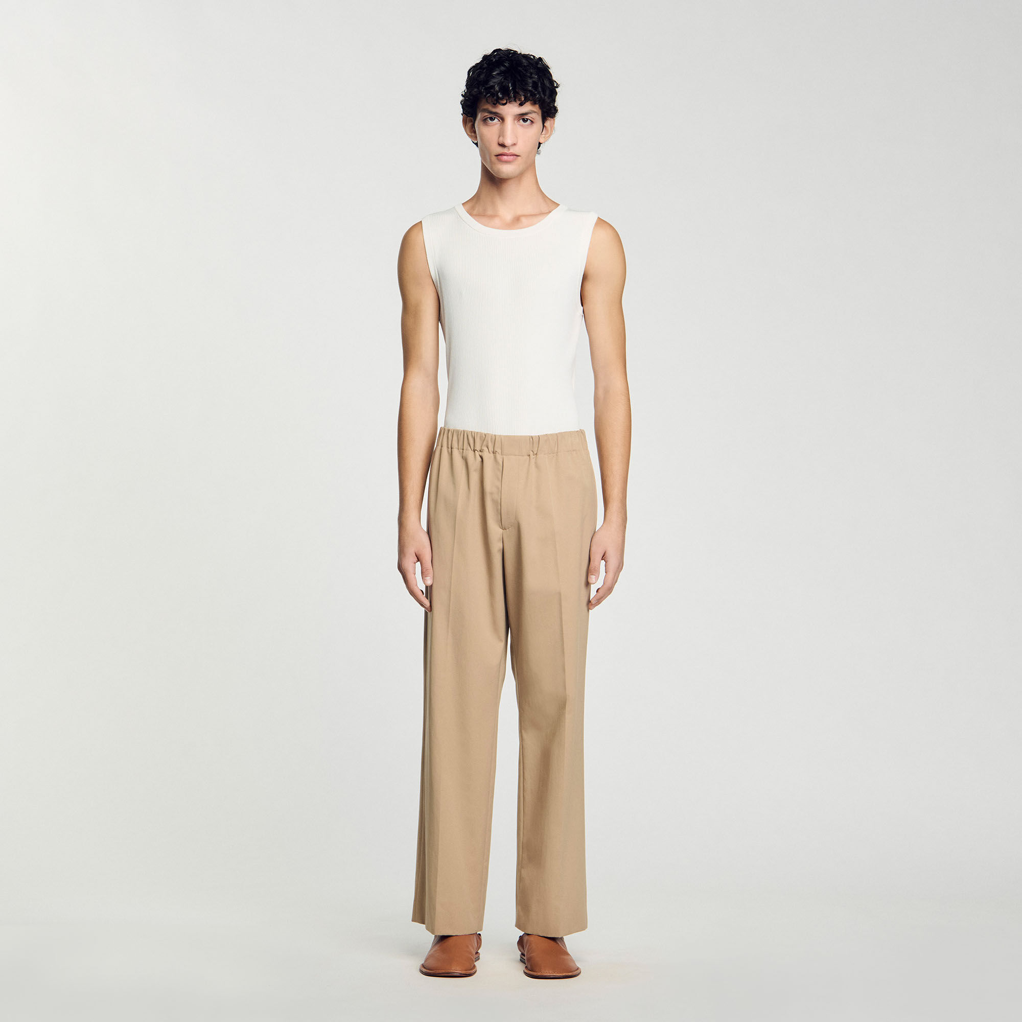 Wide-leg trousers