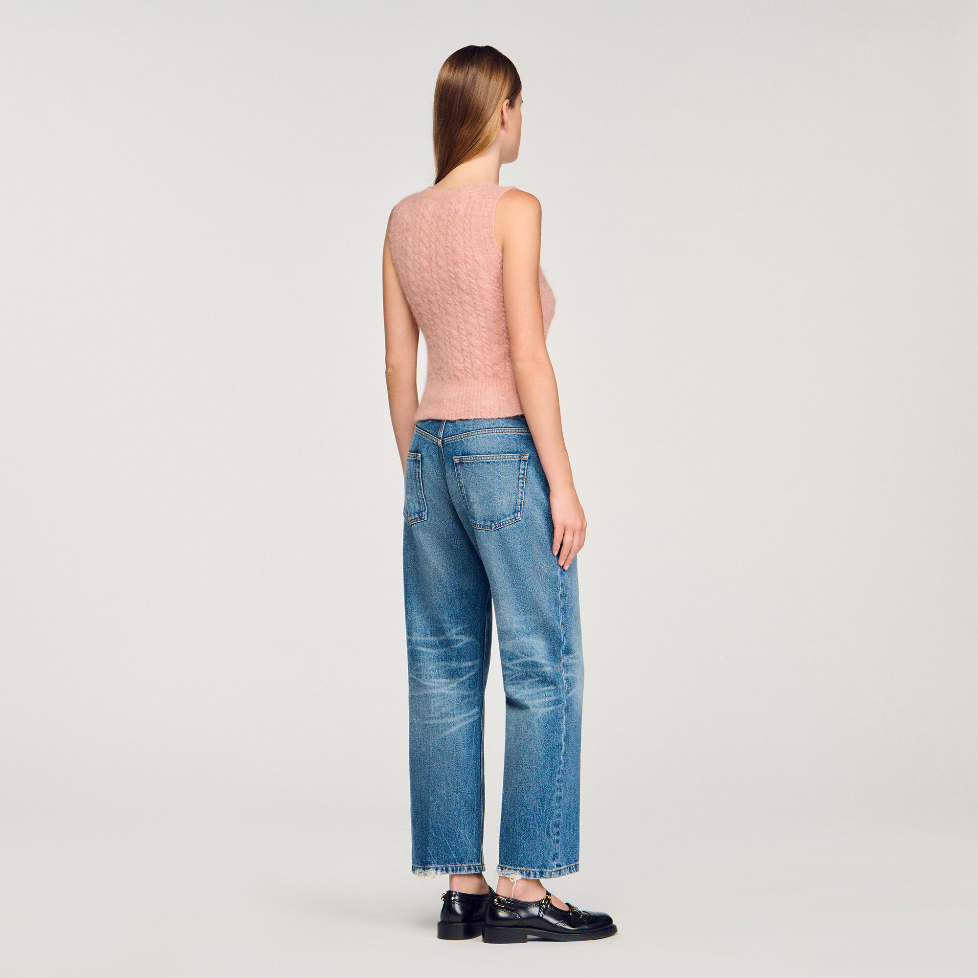 Twisted sleeveless jumper