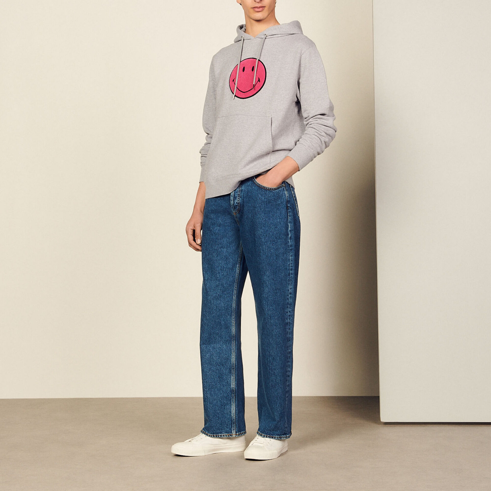 Smiley Hoodie with patch
