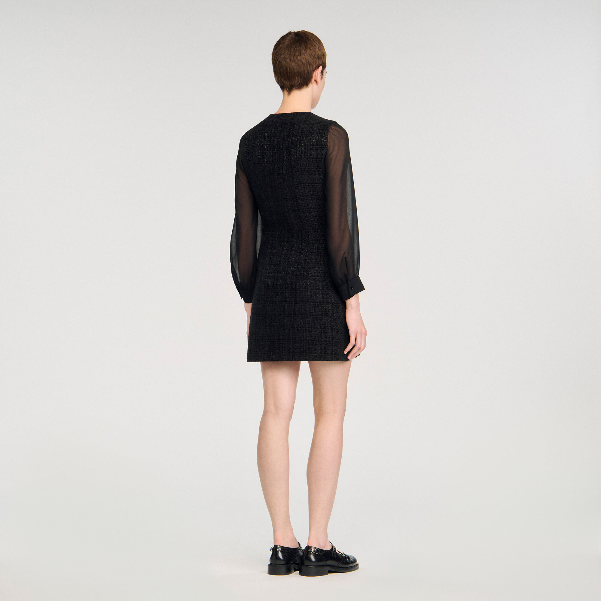 Long-sleeved short dress