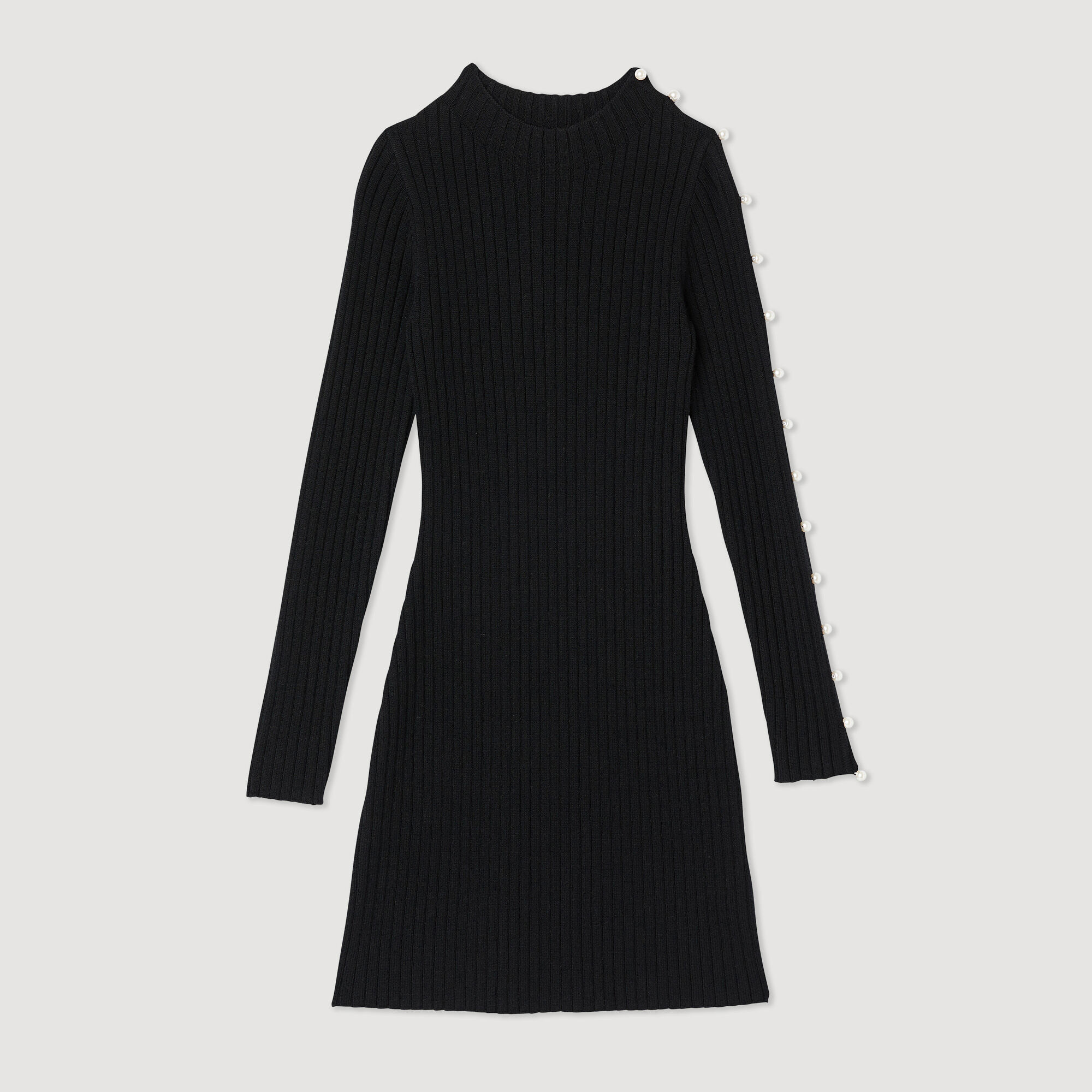 Short knitted dress