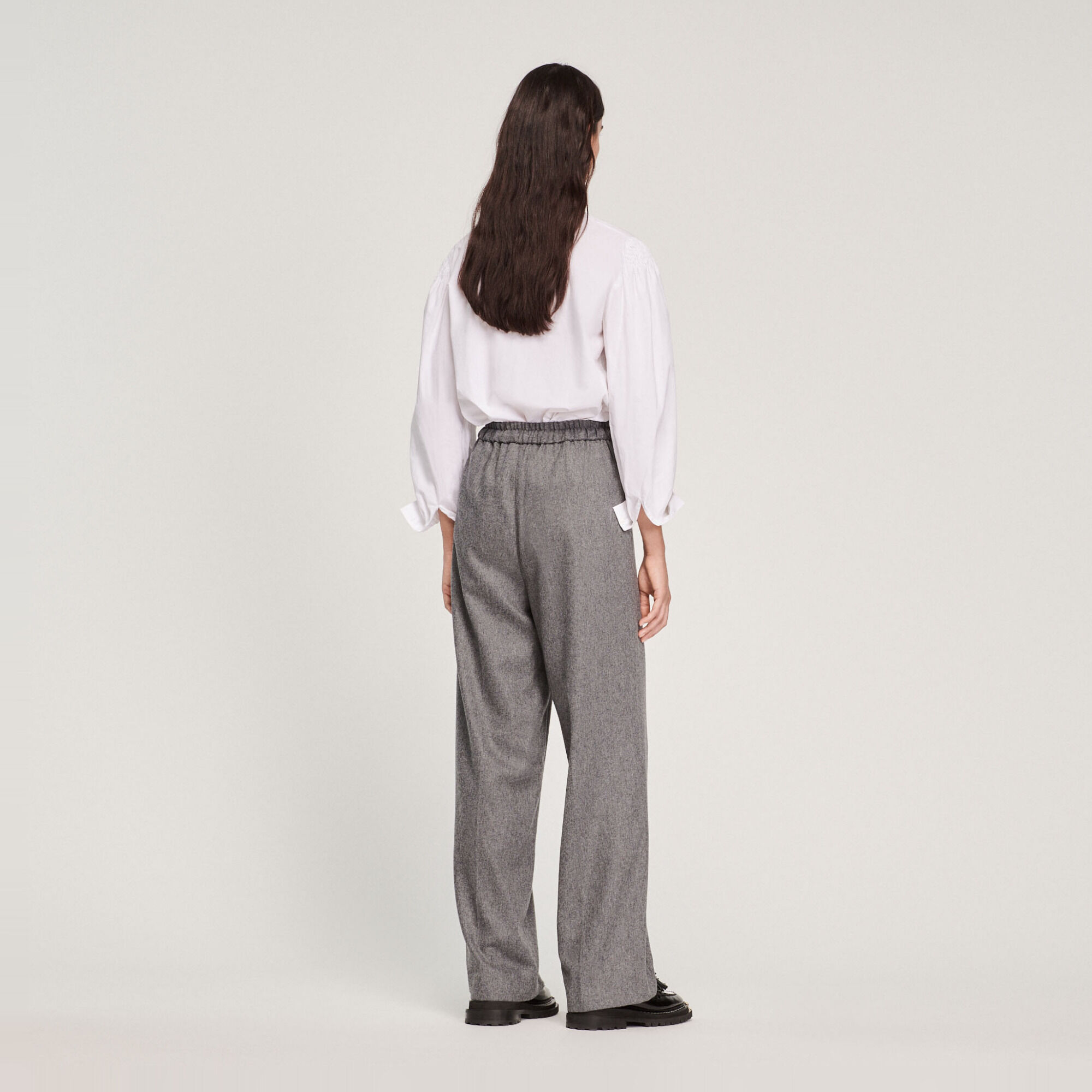 Wide-leg trousers