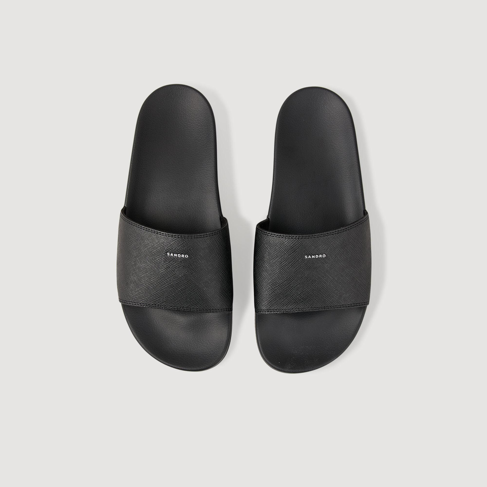 Sandals in reconstituted leather