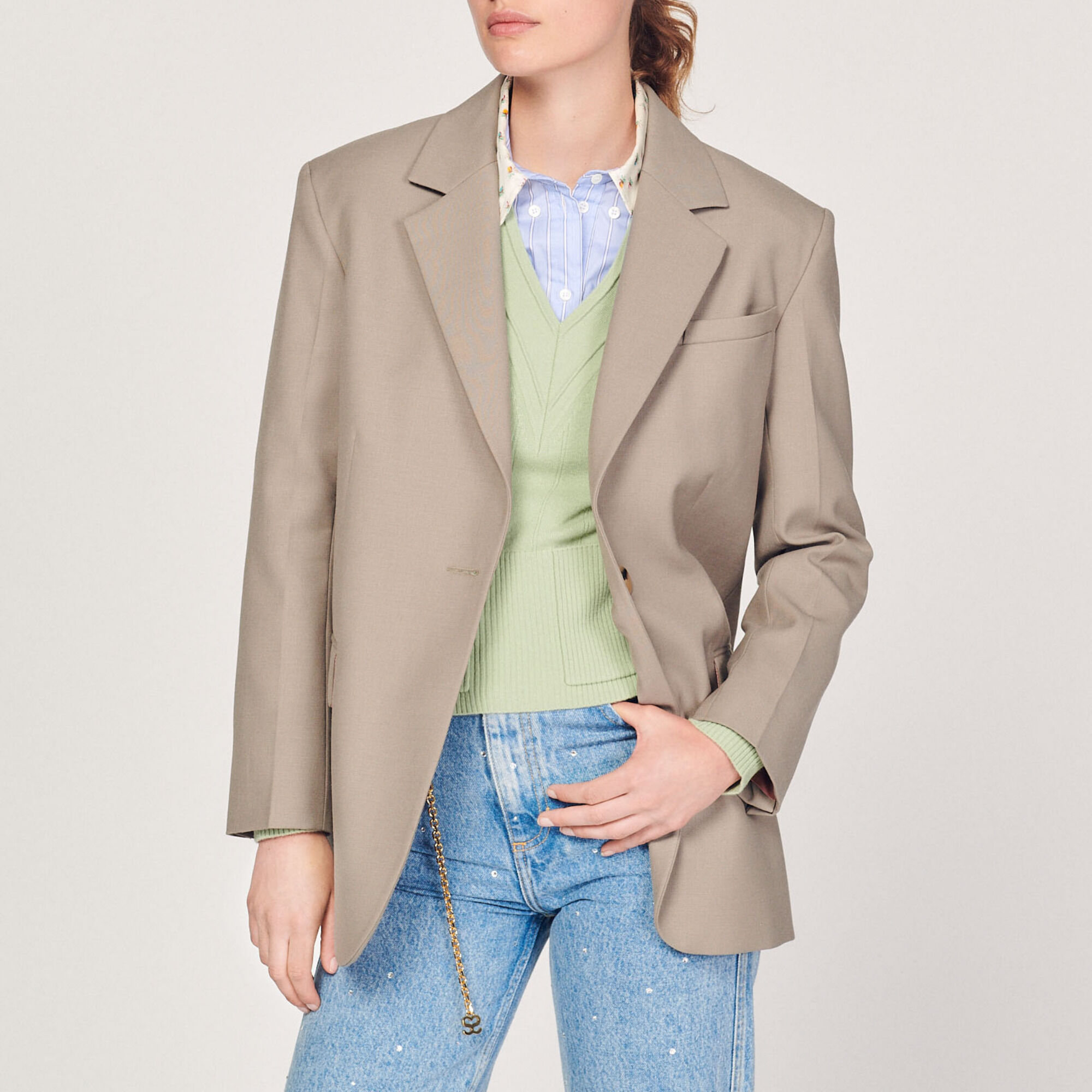 Tailored jacket with pockets