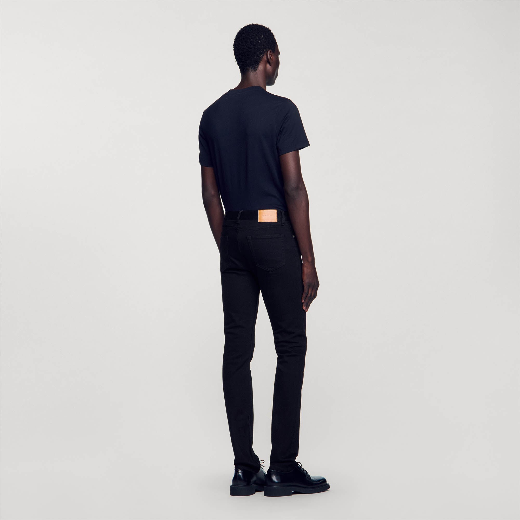 Slim-fit jeans
