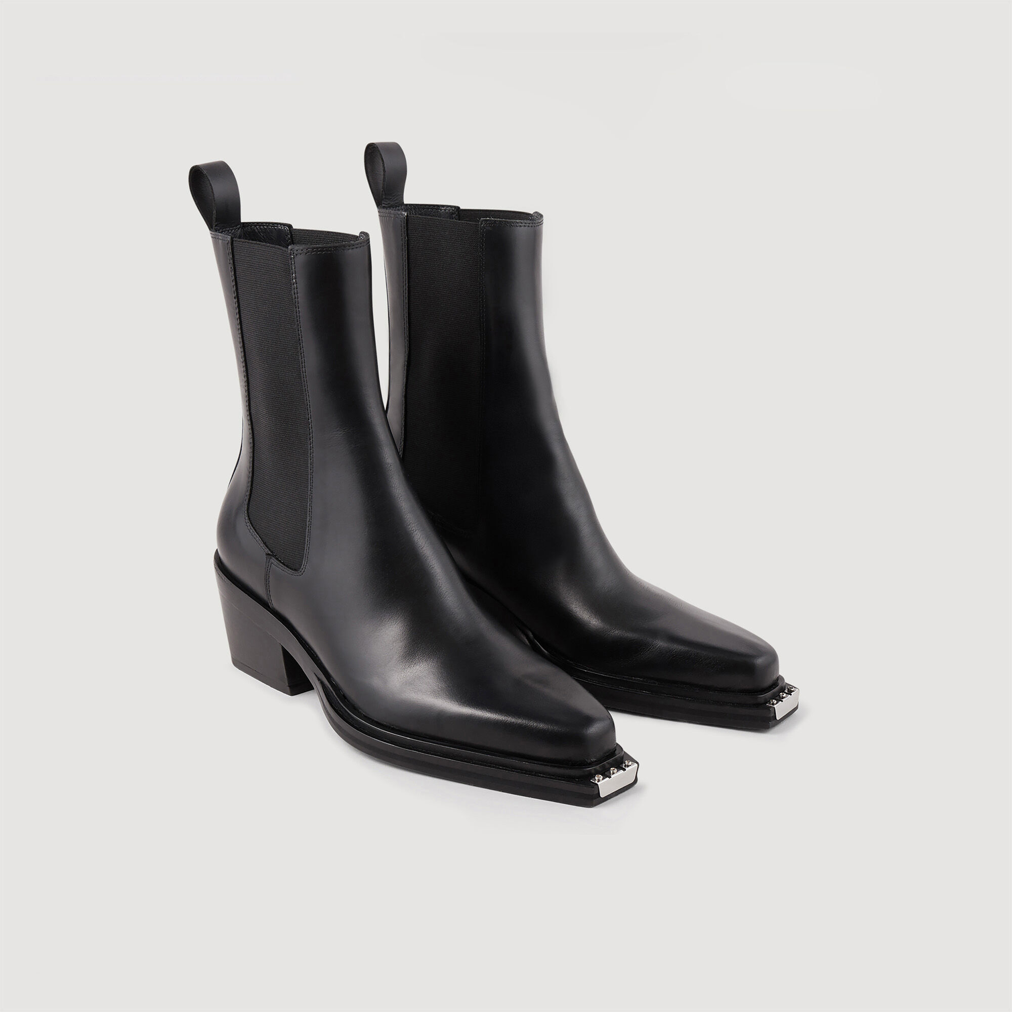 Boots sandro outlet