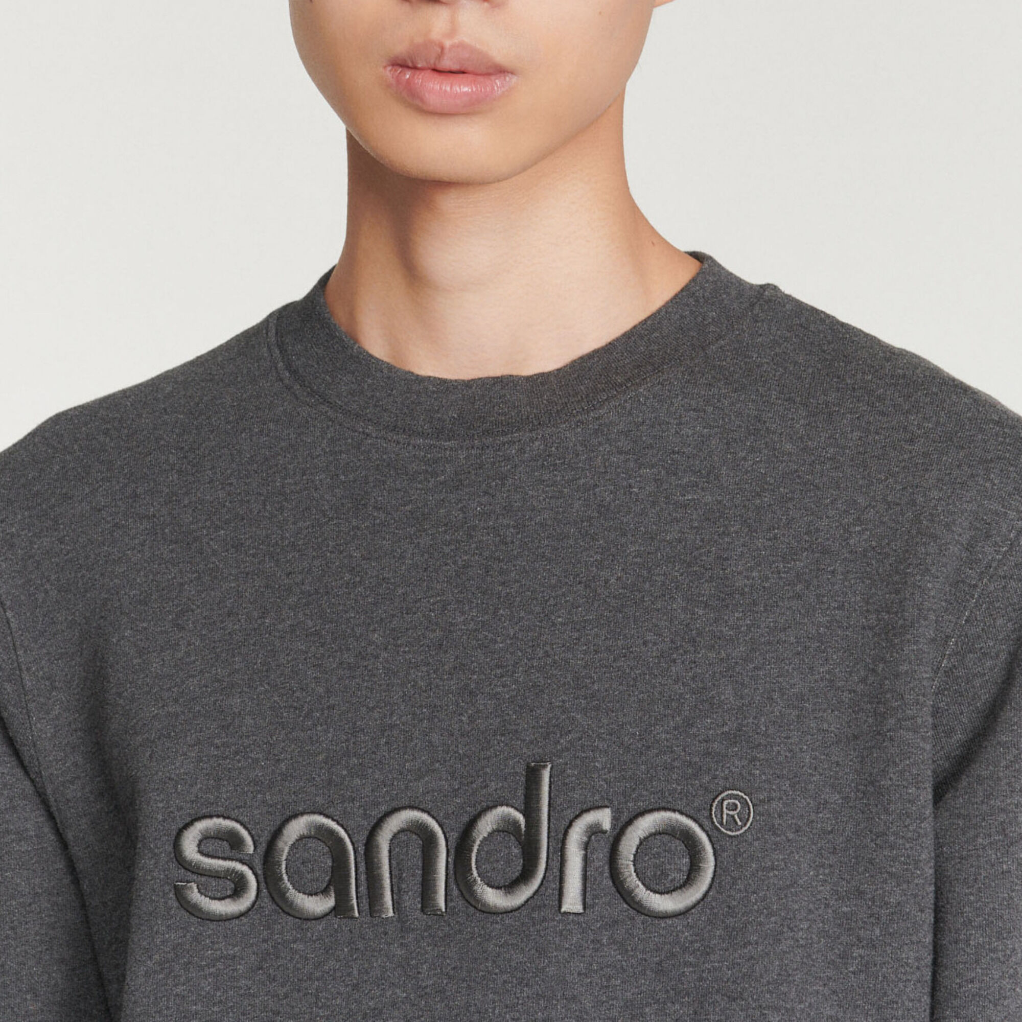 Round neck sweatshirt