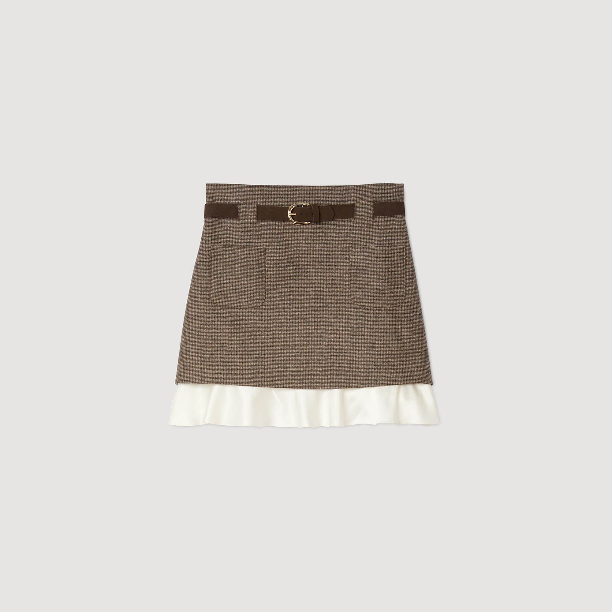 Short skirt with frill and belt