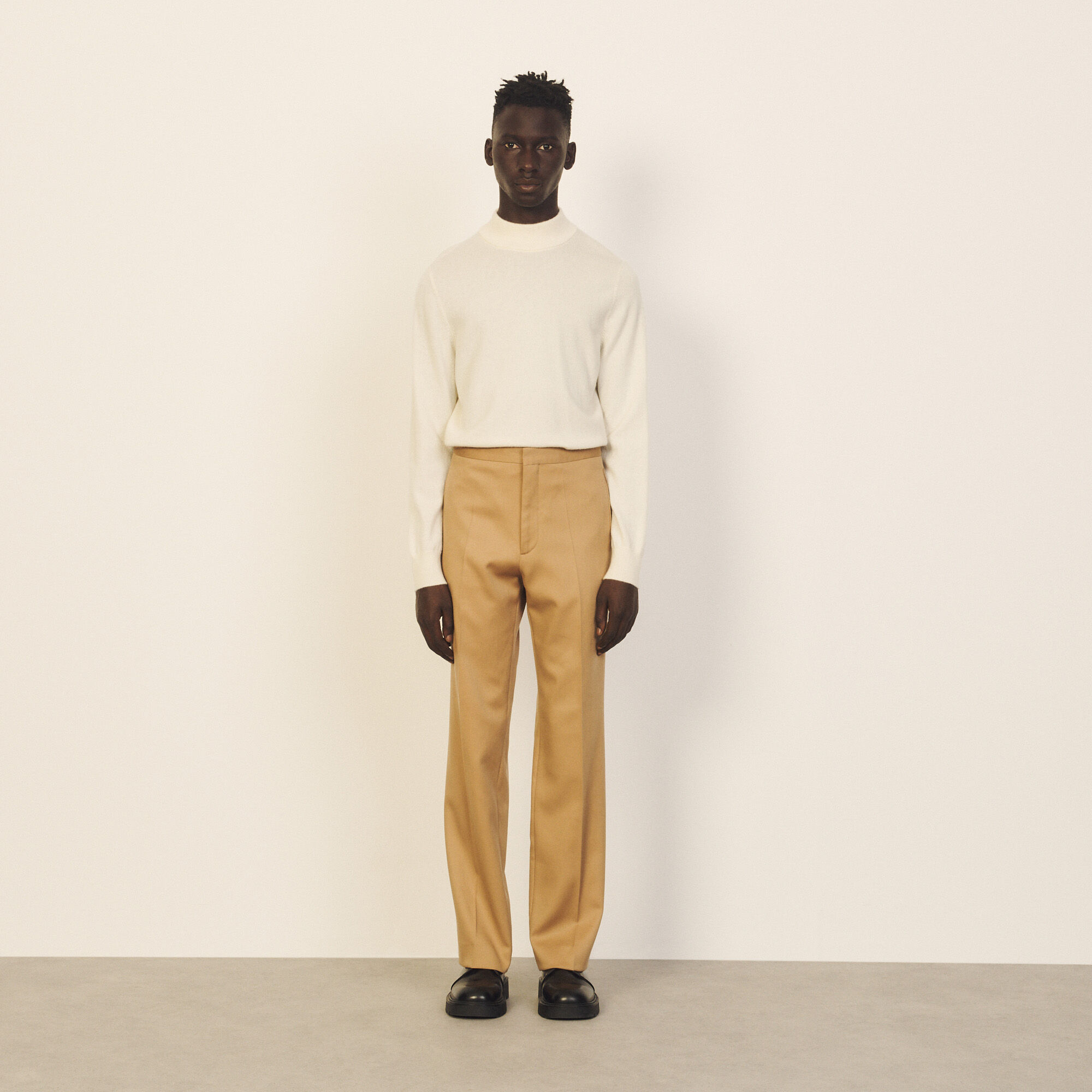 Virgin wool trousers