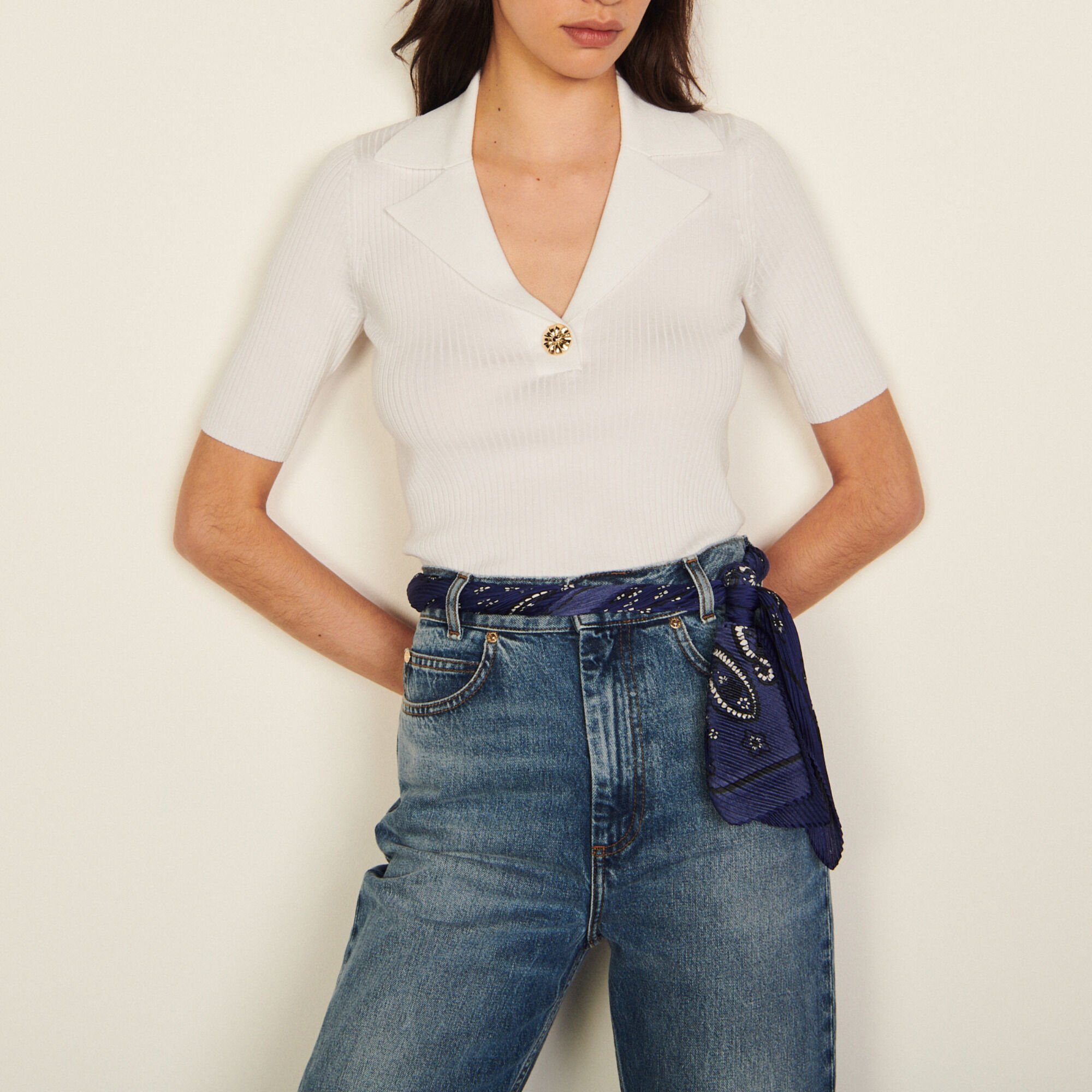 Short-sleeved sweater