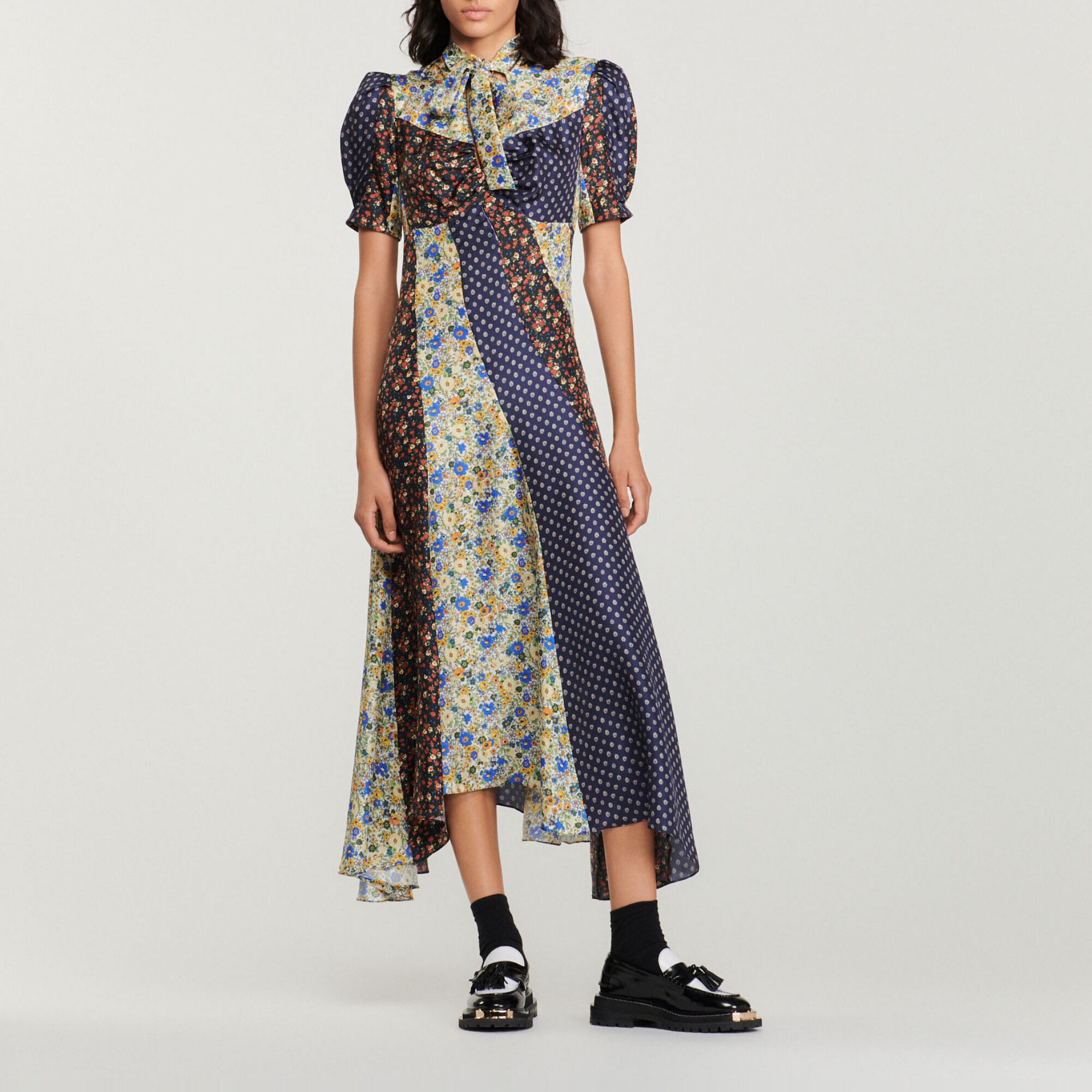 Long printed dress with pussy bow collar