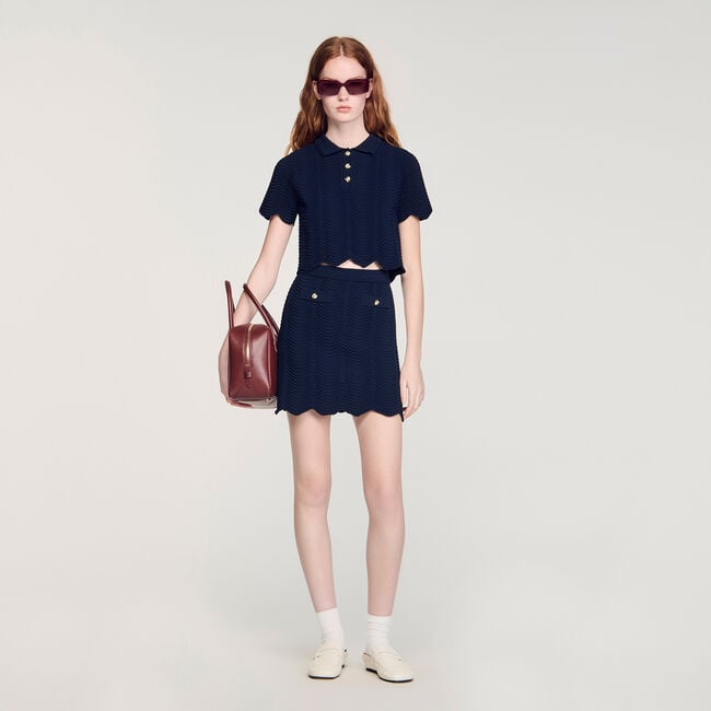 Short knit skirt