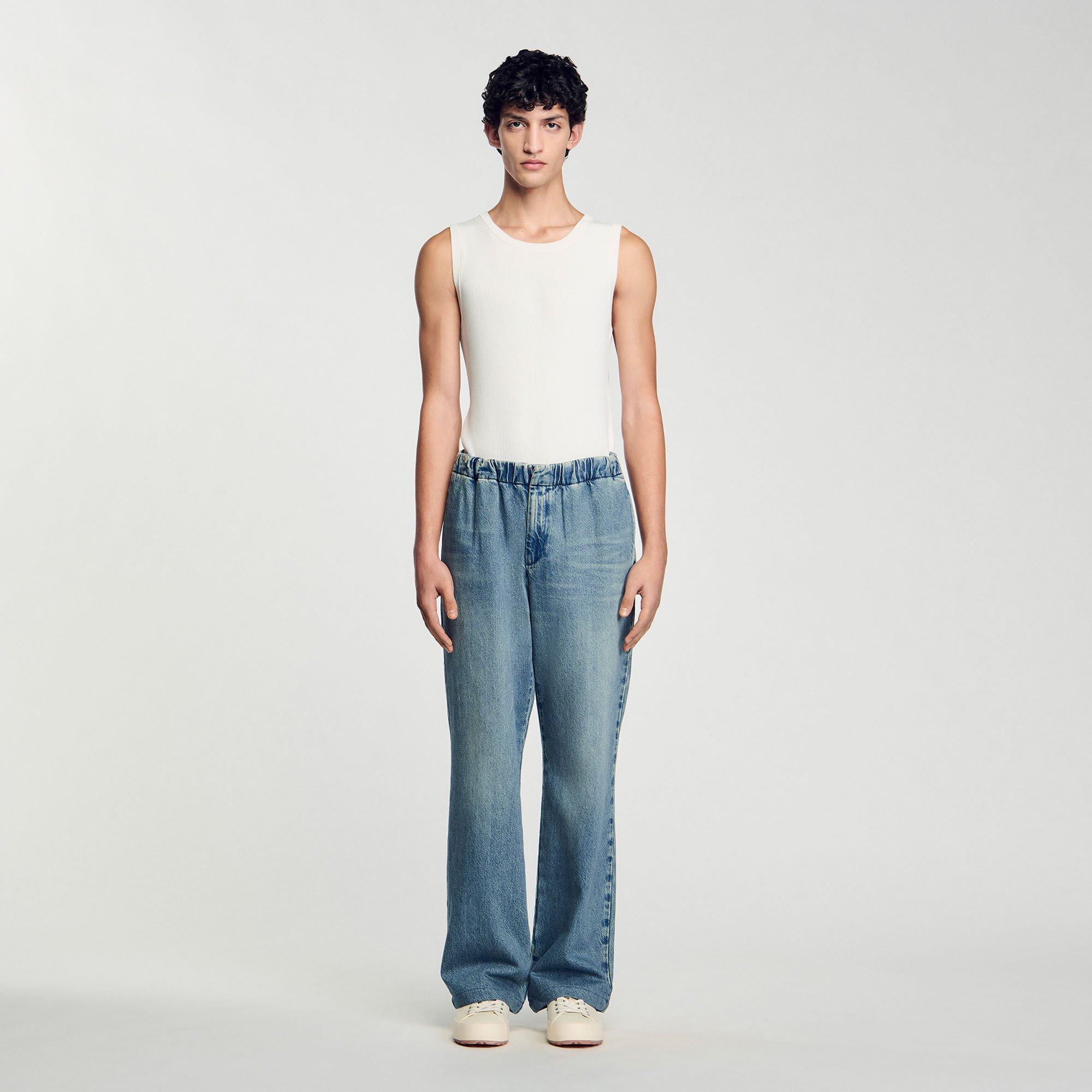Wide-leg jeans