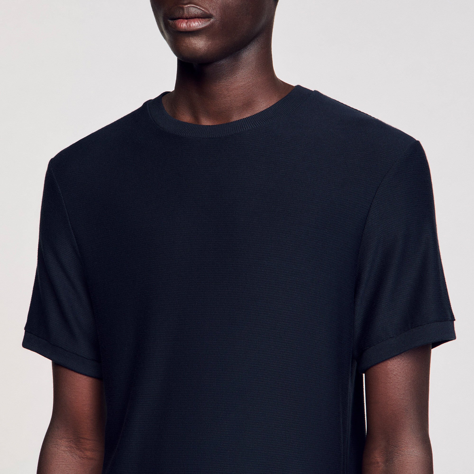 Round neck T-shirt