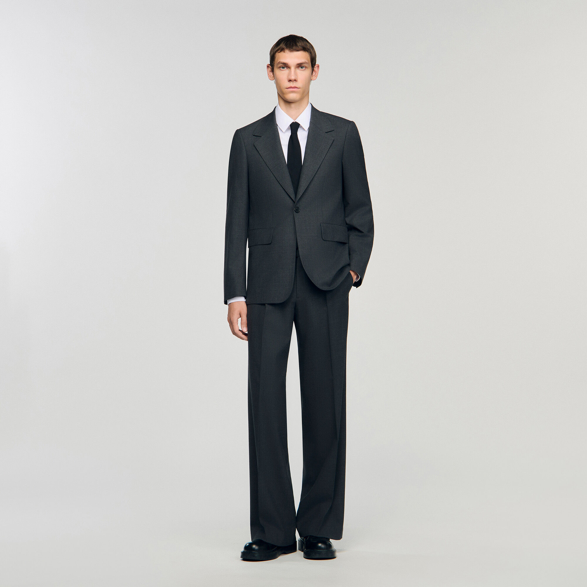 Wide wool suit jacket