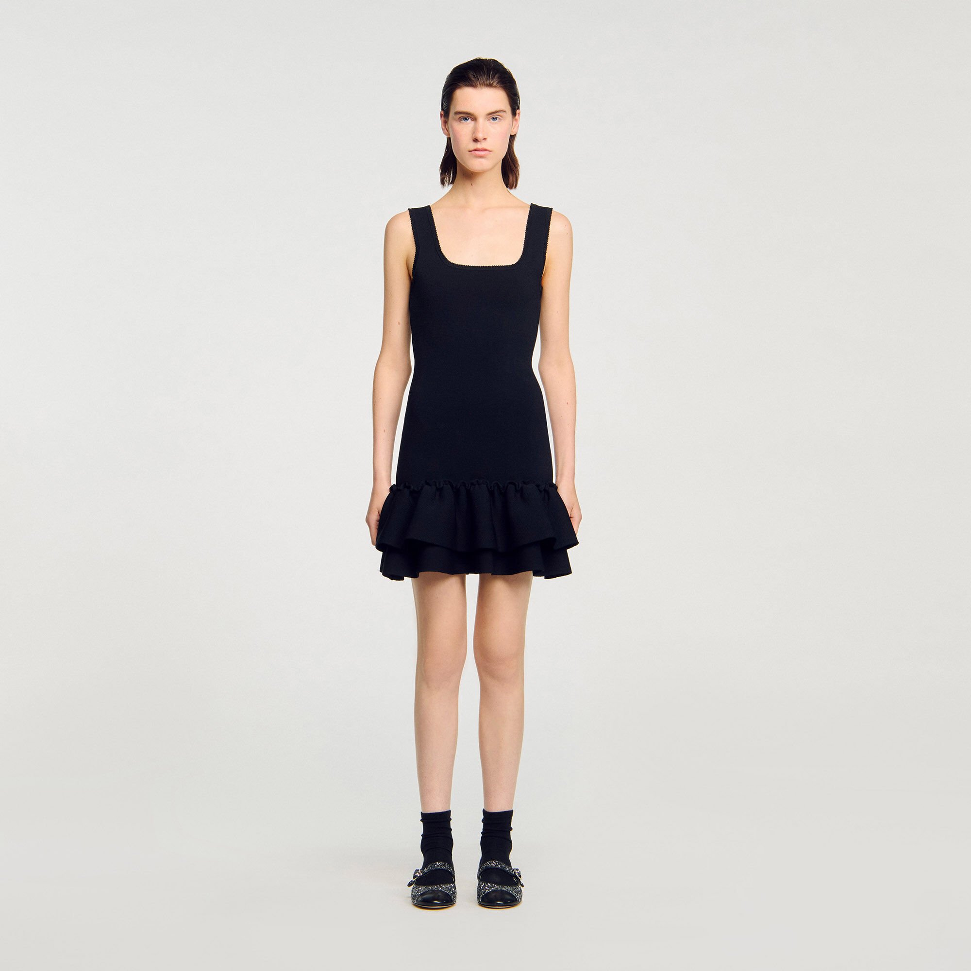Short knit dress with ruffles