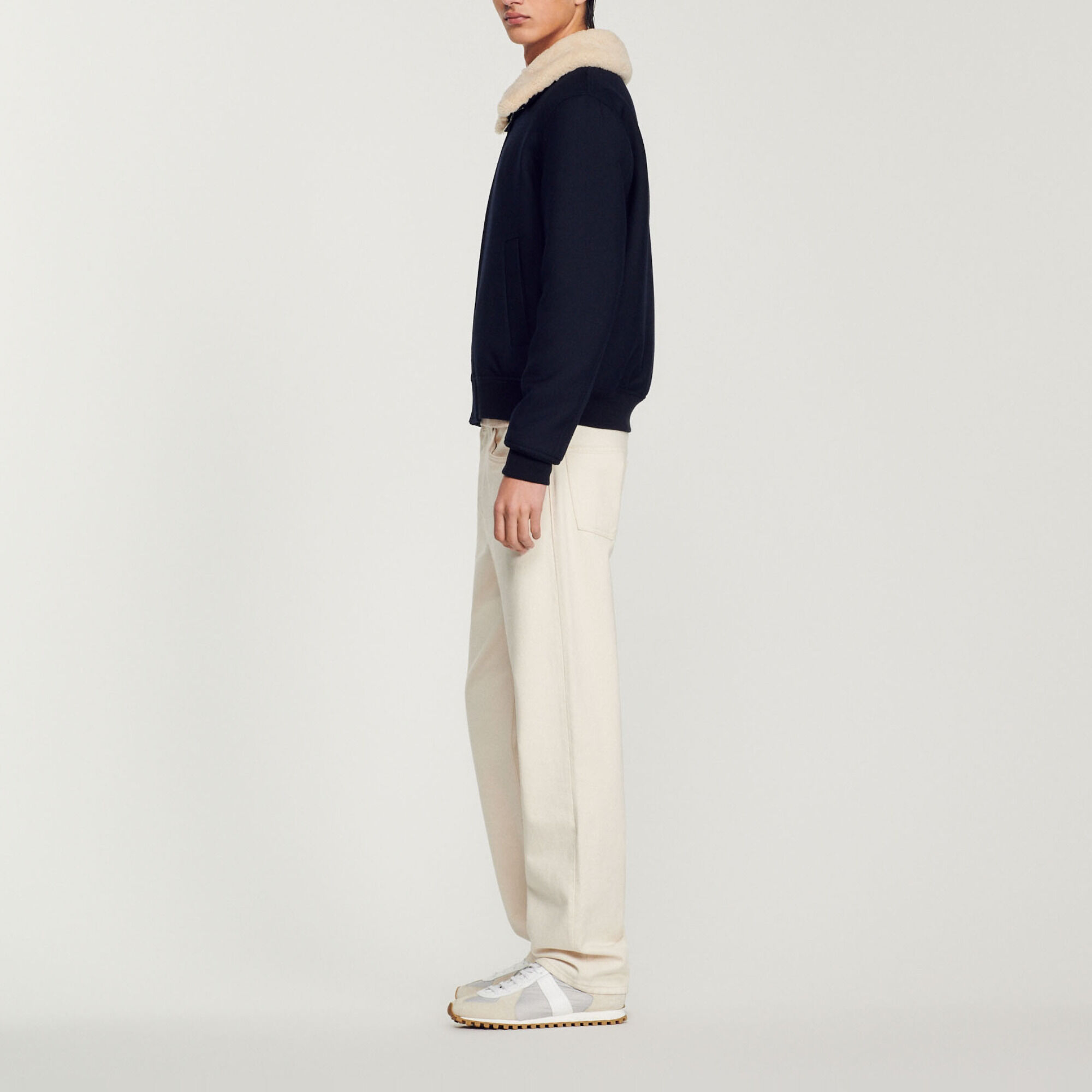 Jacket with removable collar