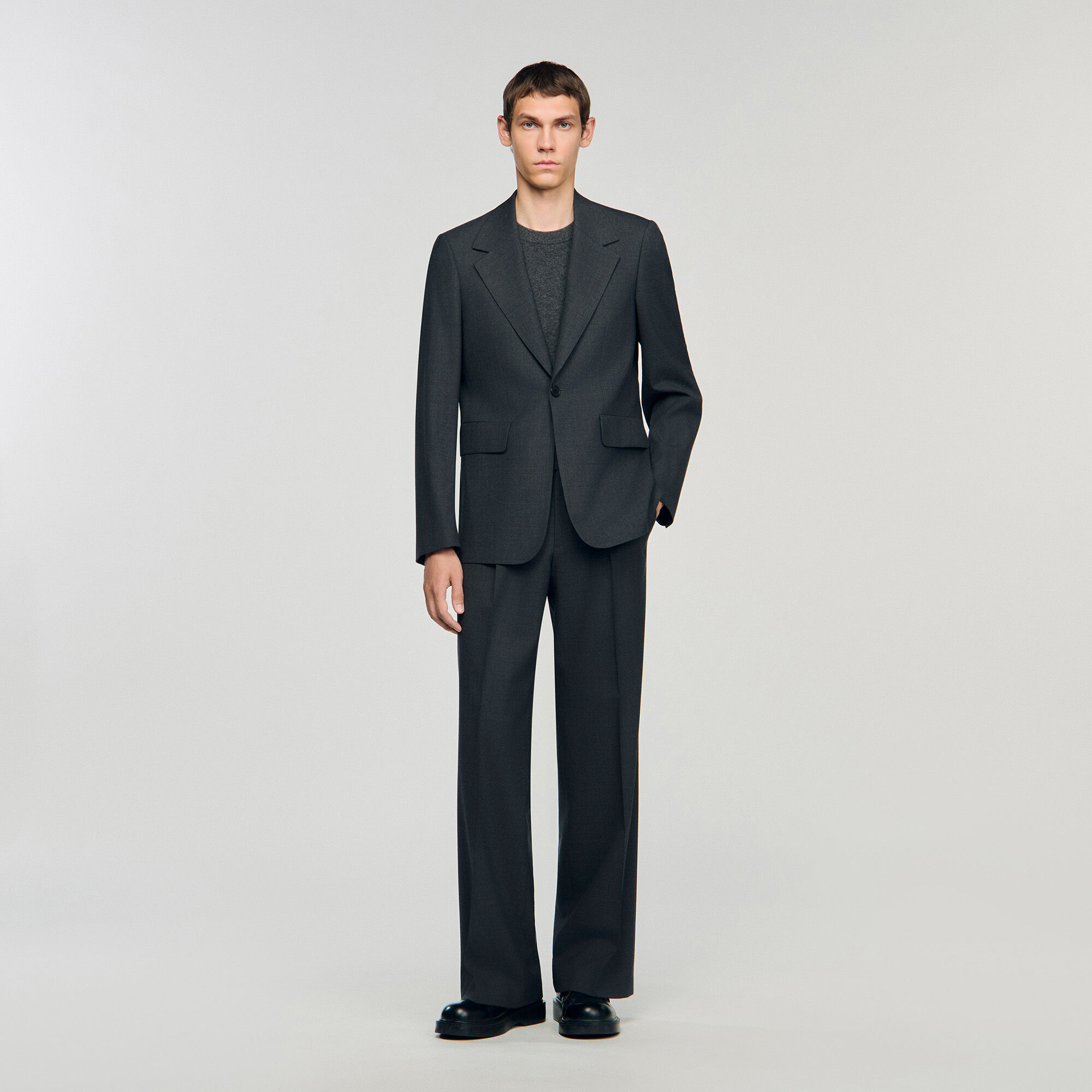 Wide wool suit jacket