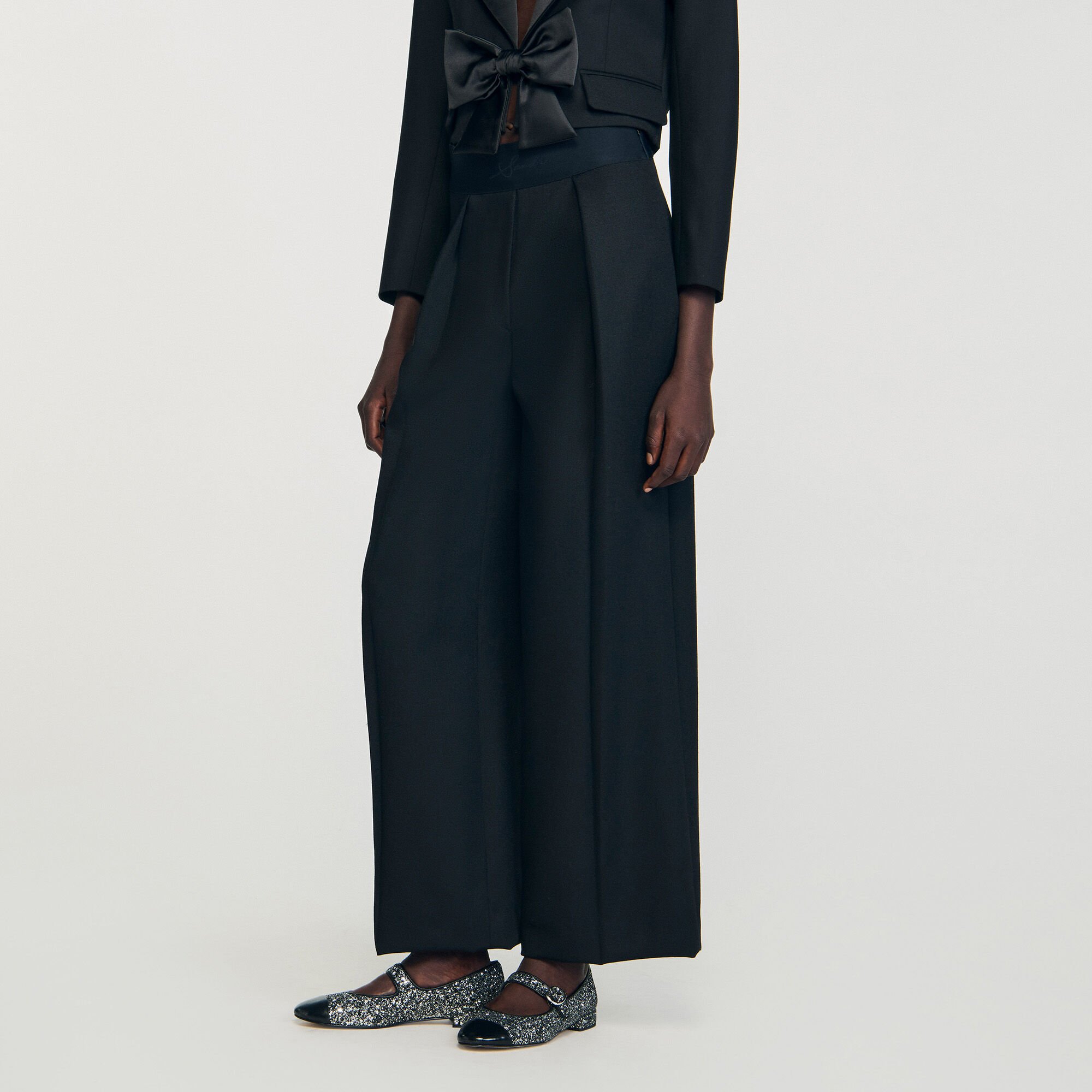 Wide-leg elastic waist trousers