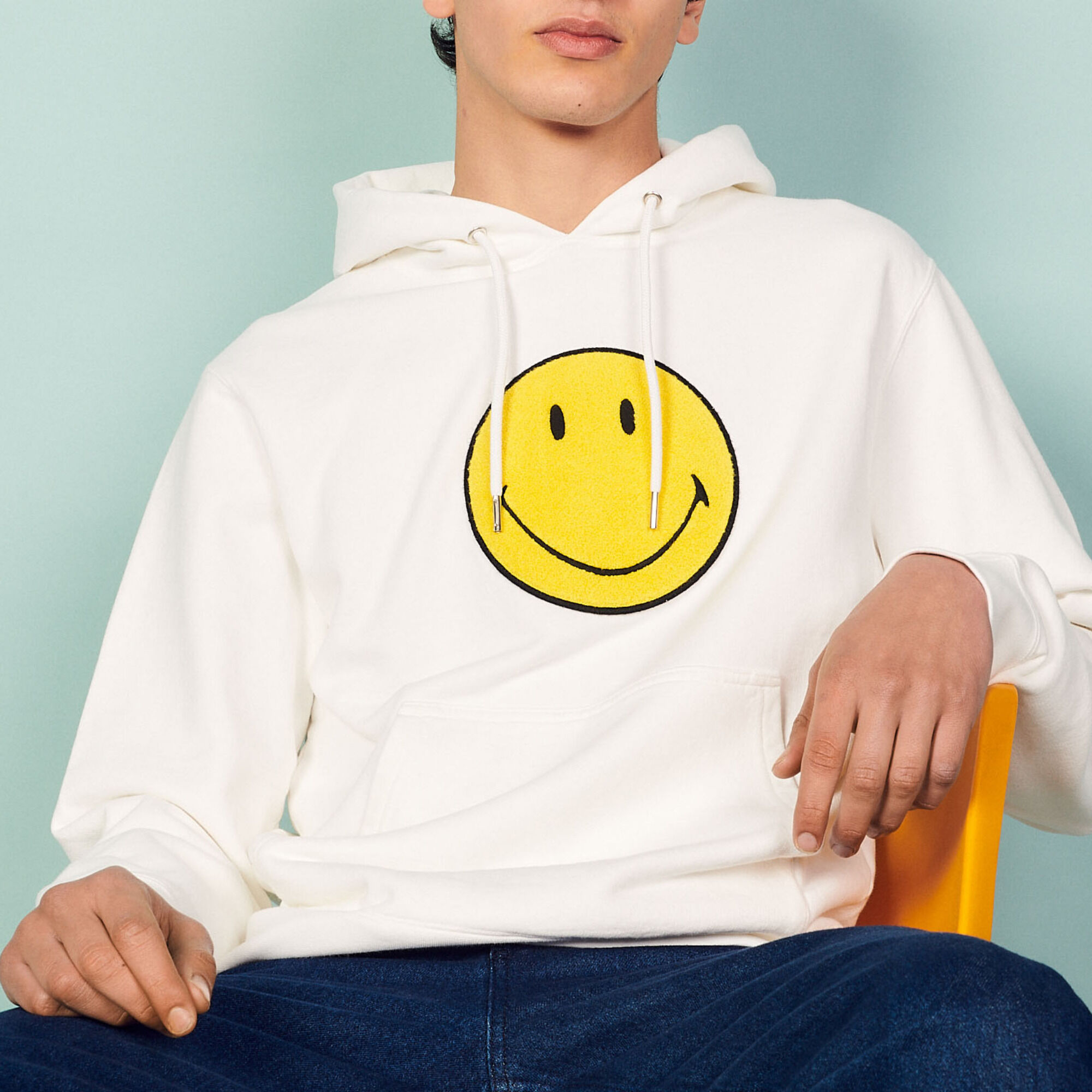 Smiley Hoodie with patch