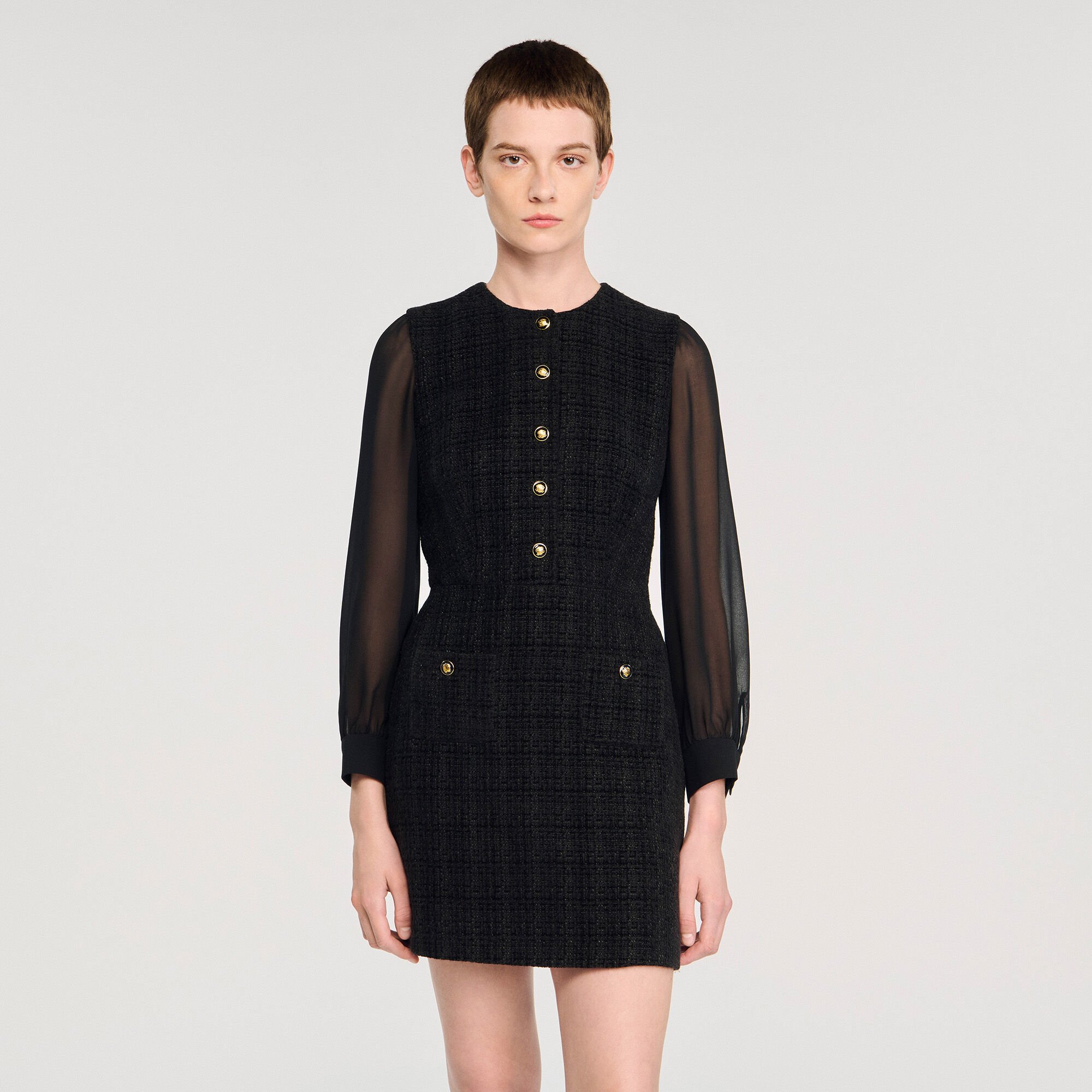 Long-sleeved short dress