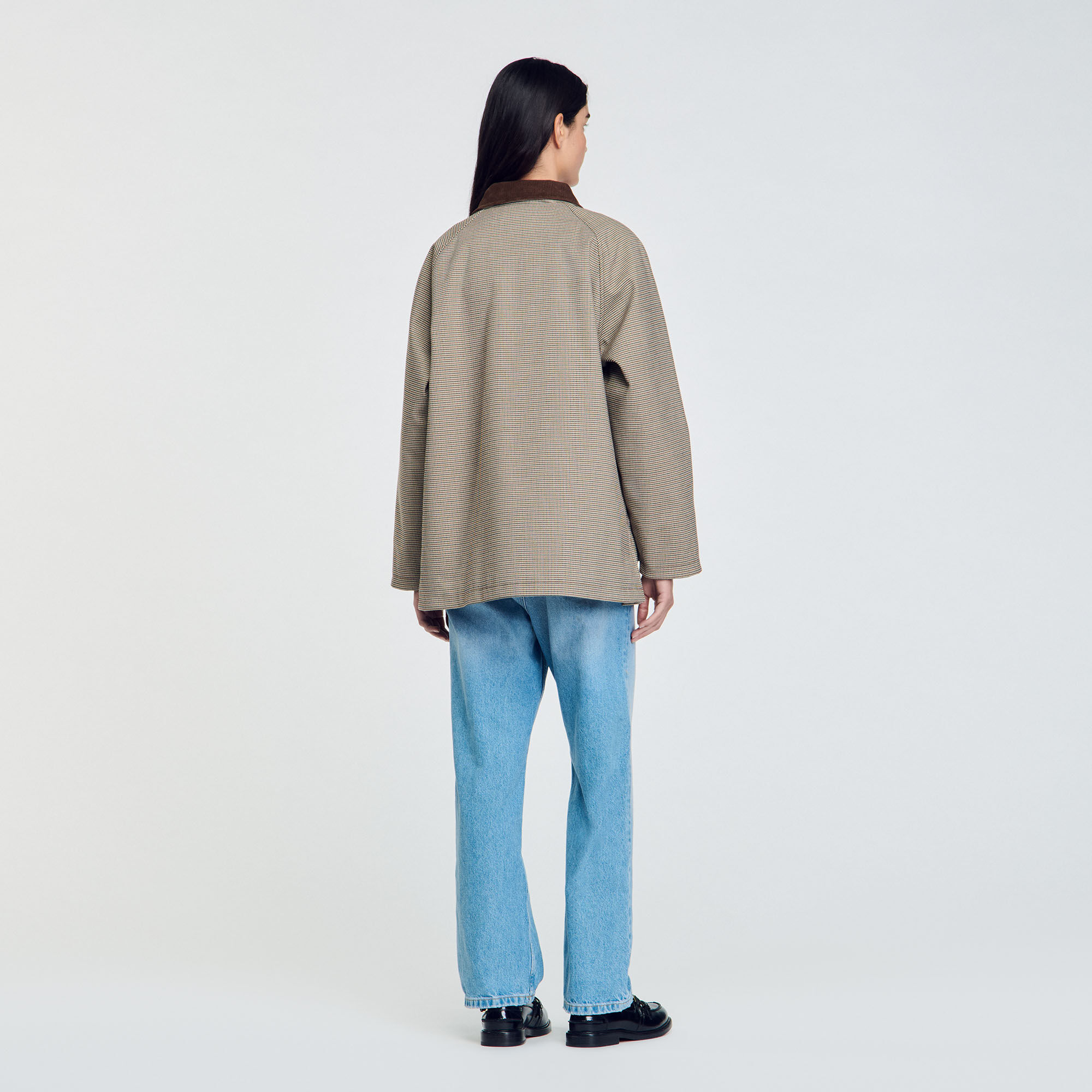 Check coat with velvet collar