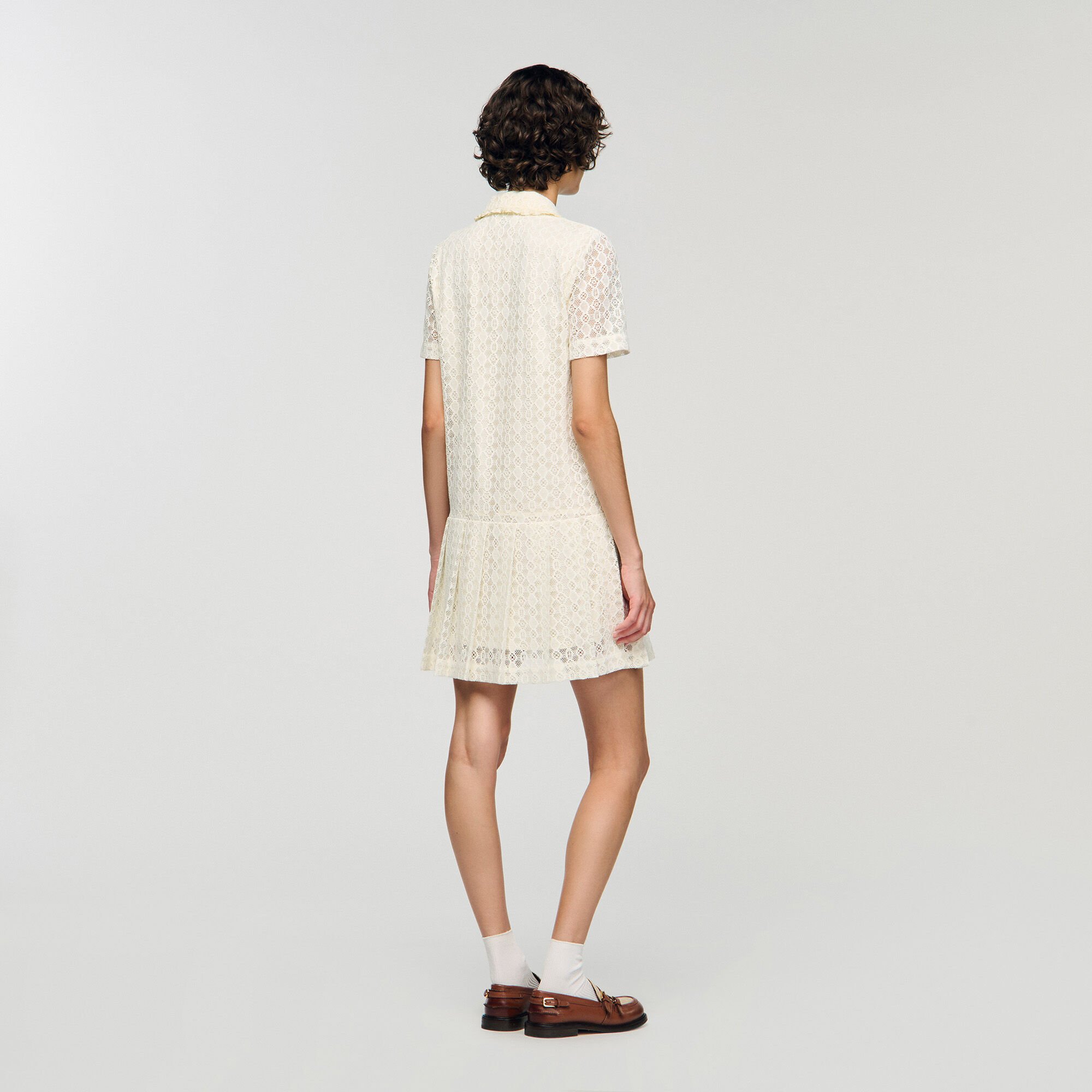 Short lace dress