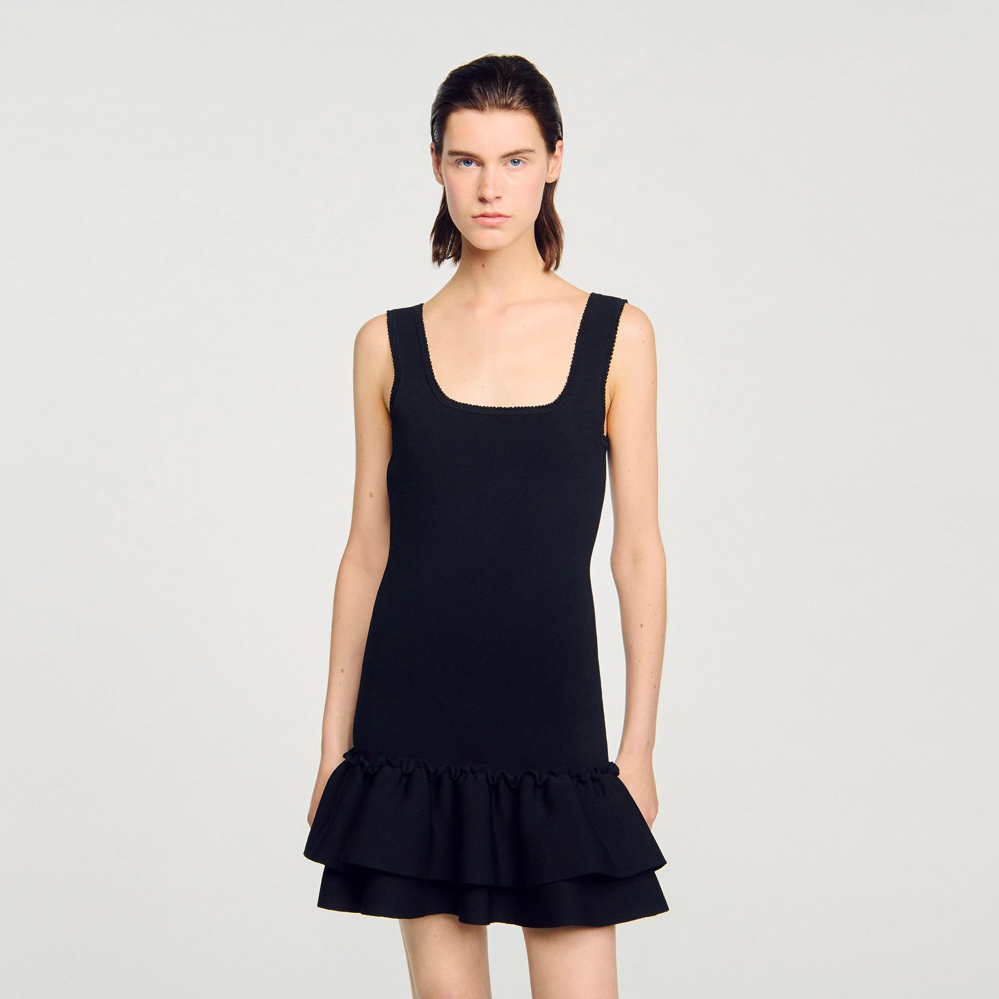 Short knit dress with ruffles