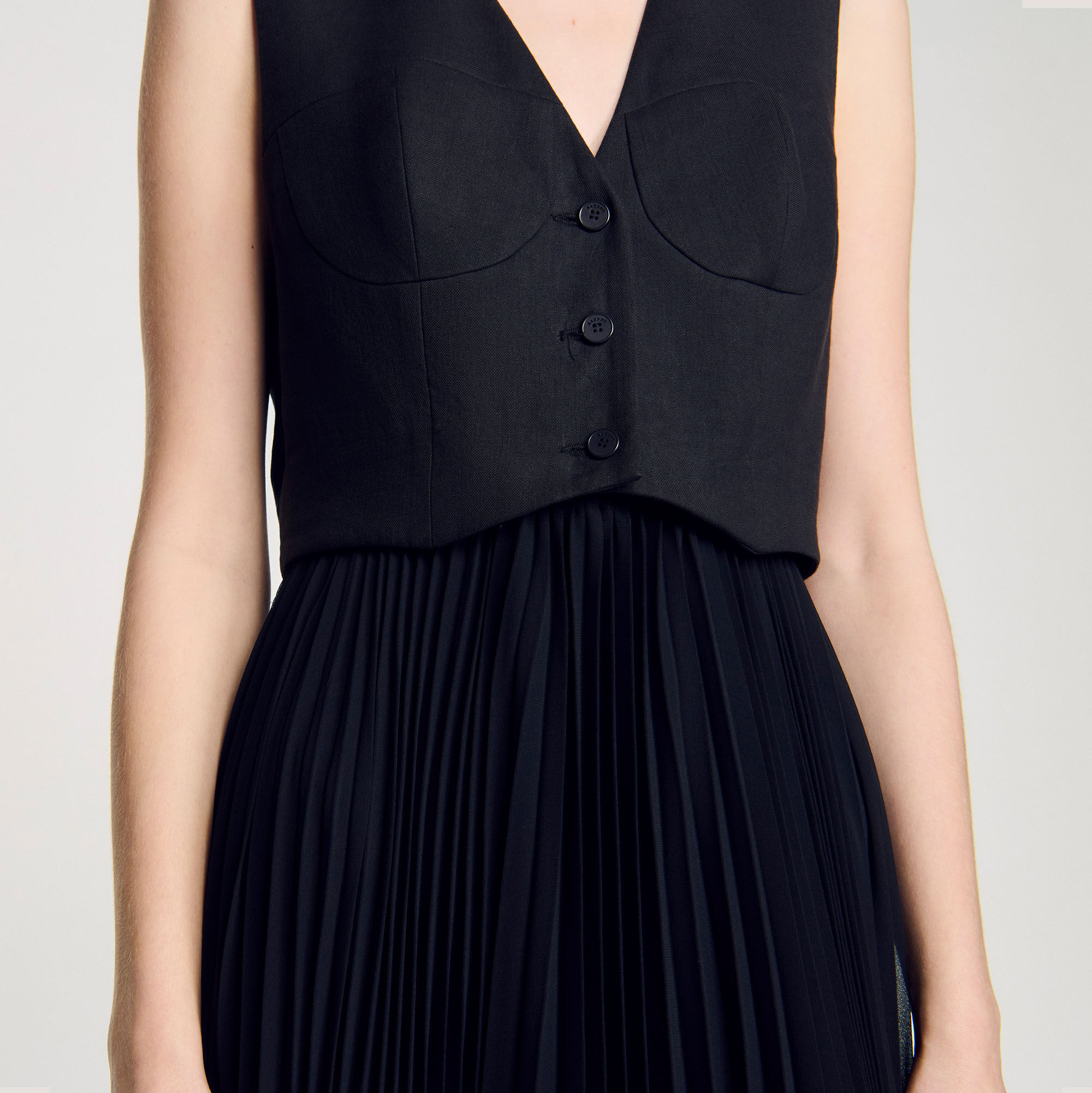 SANDRO ブラックワンピース 半袖　UKサイズ8 Pleated maxi dress black / gray For Women | Sandro Paris