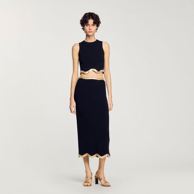 Cropped jumper with chain detail