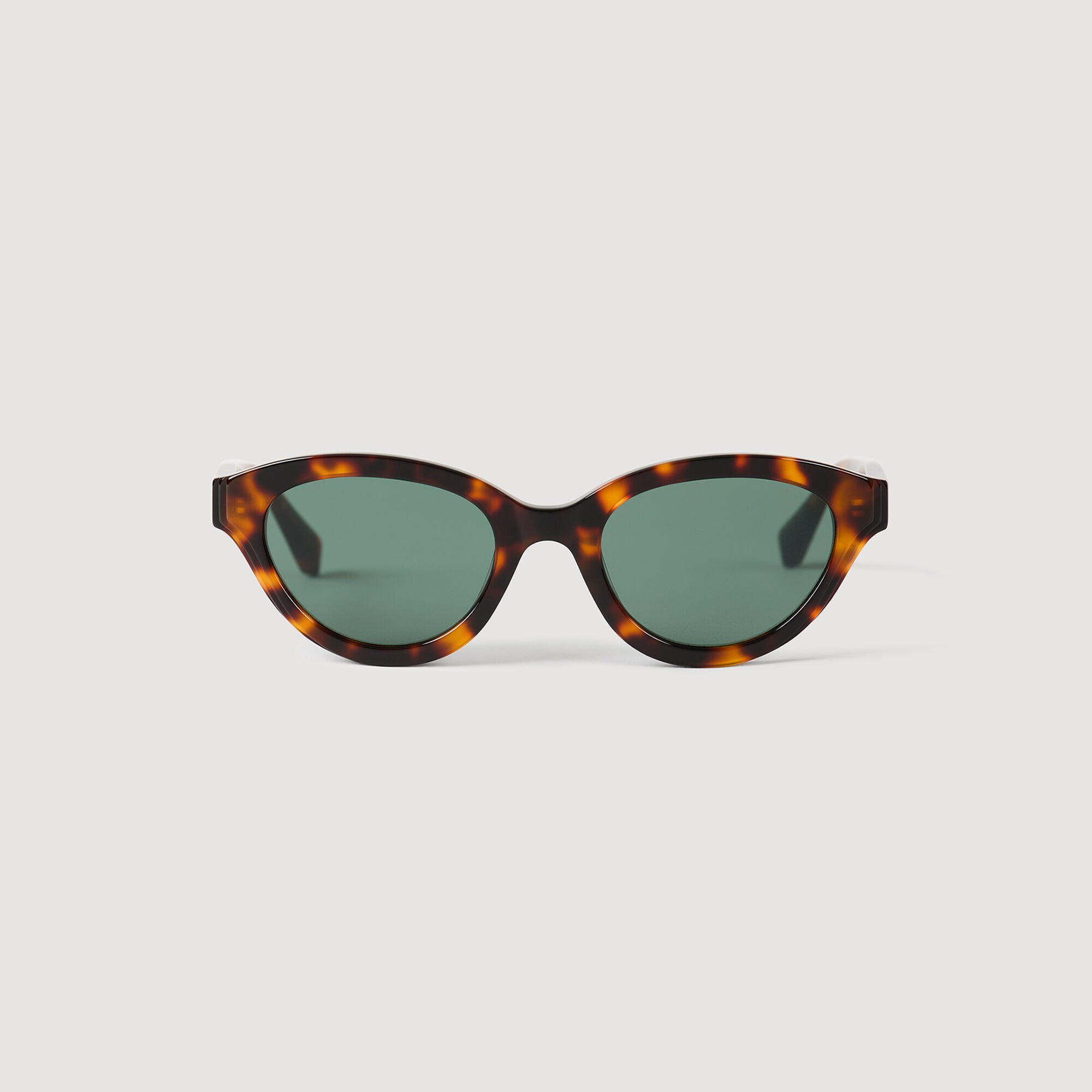 Cat-eye sunglasses