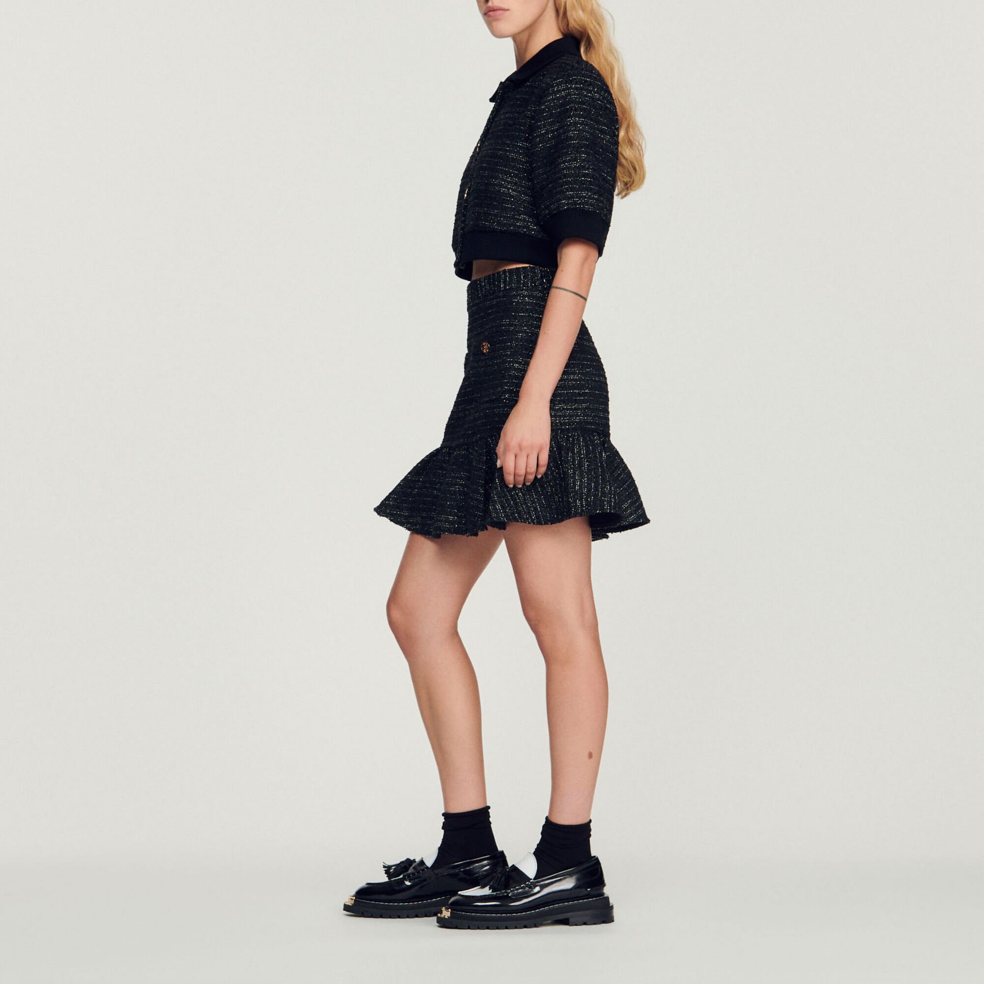 Short tweed ruffled skirt