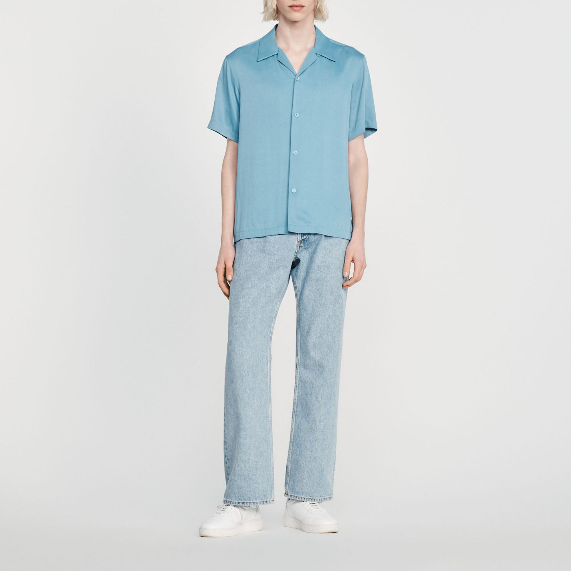 Short-sleeved shirt