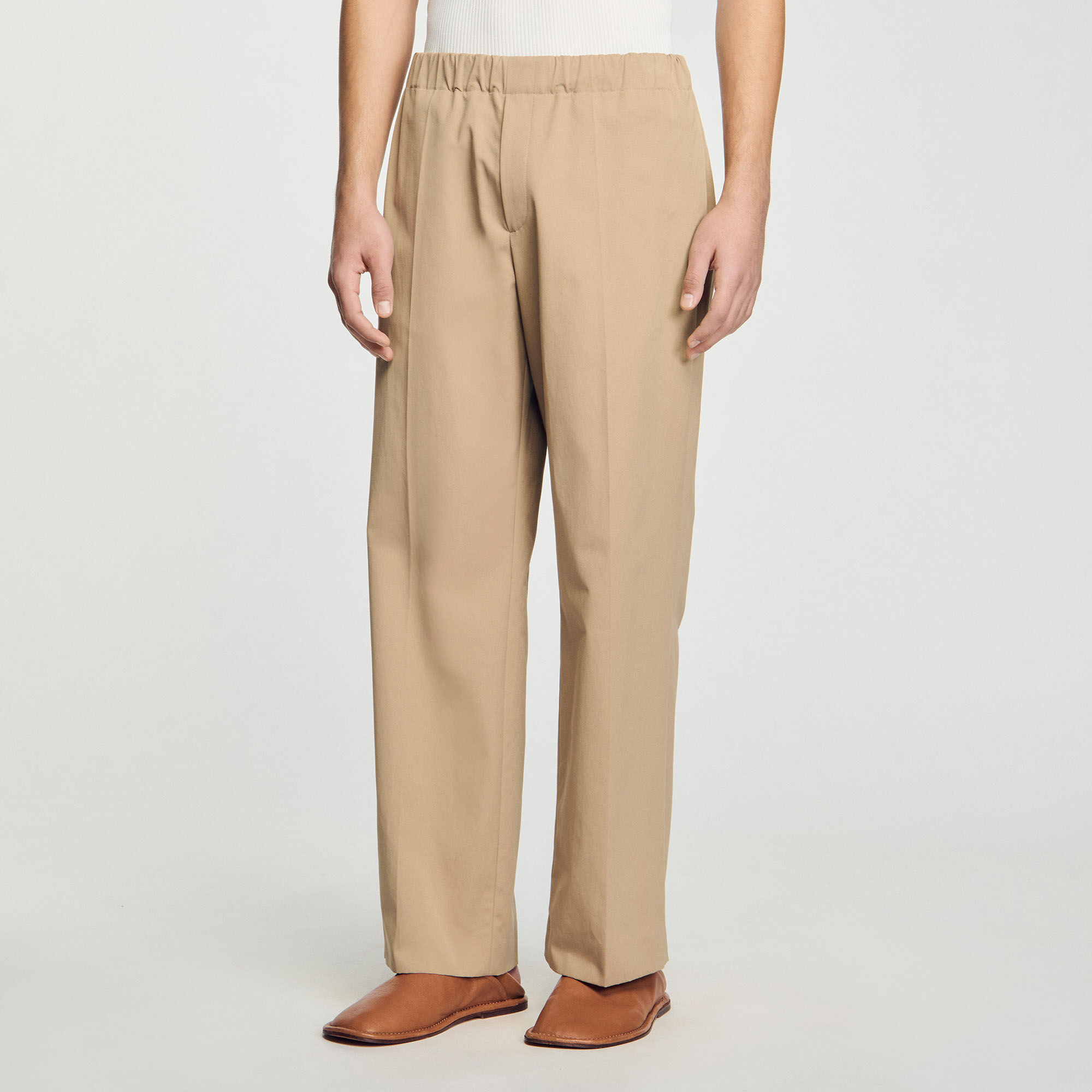 Wide-leg trousers