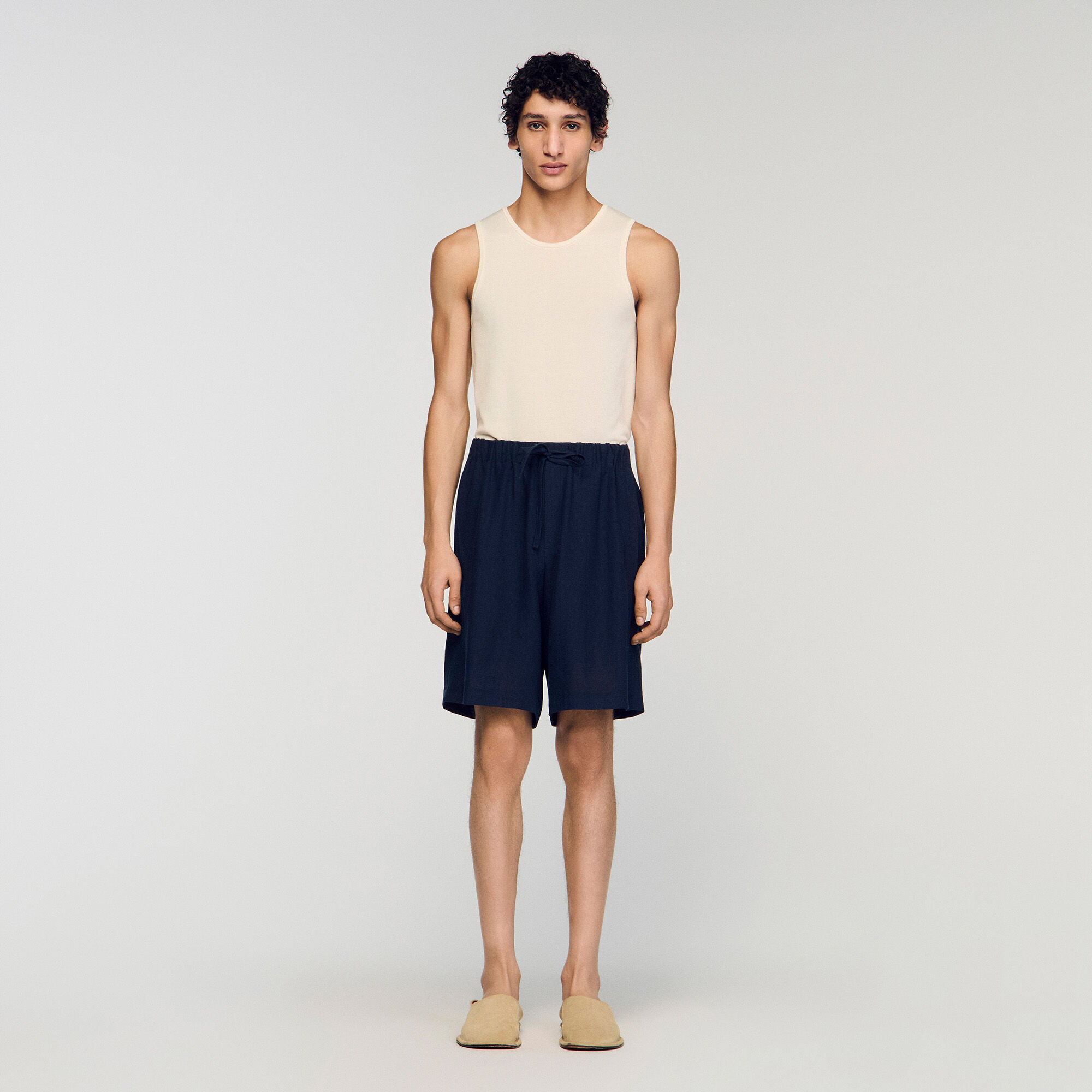 Elastic waist linen shorts