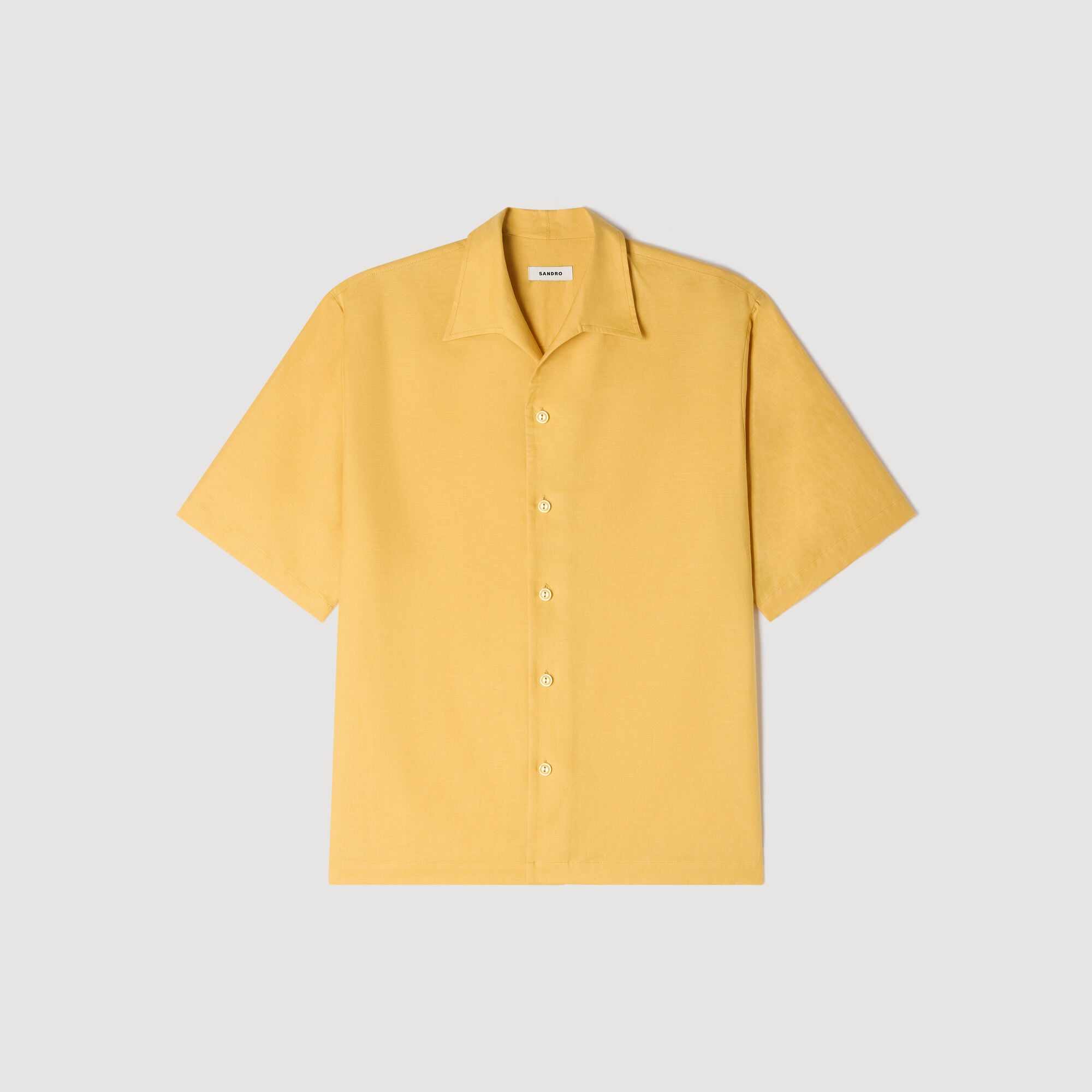 Linen shirt with shark collar